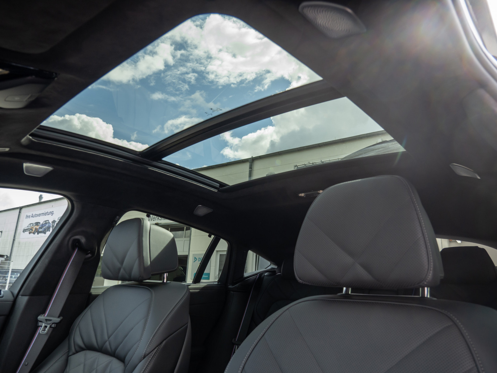BMW X6 M60i – Produktfoto 22