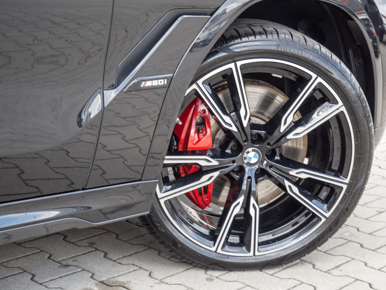 BMW X6 M60i – Produktfoto 5