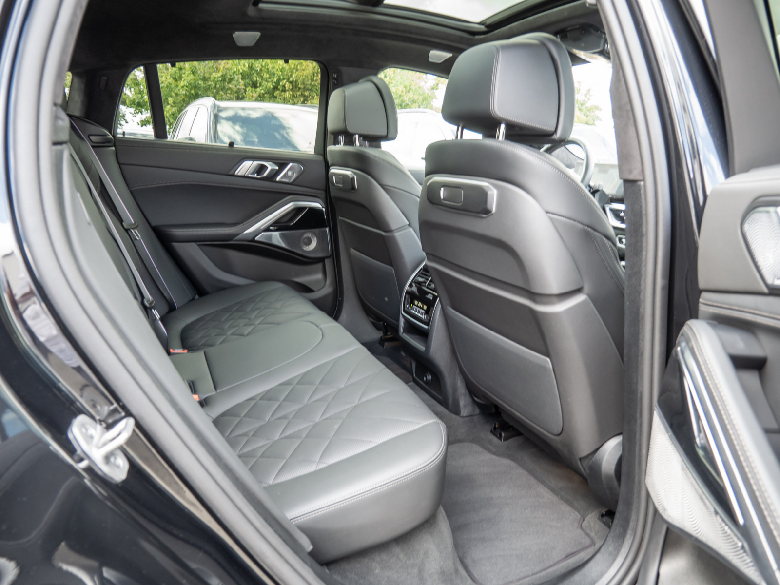 BMW X6 M60i – Produktfoto 7