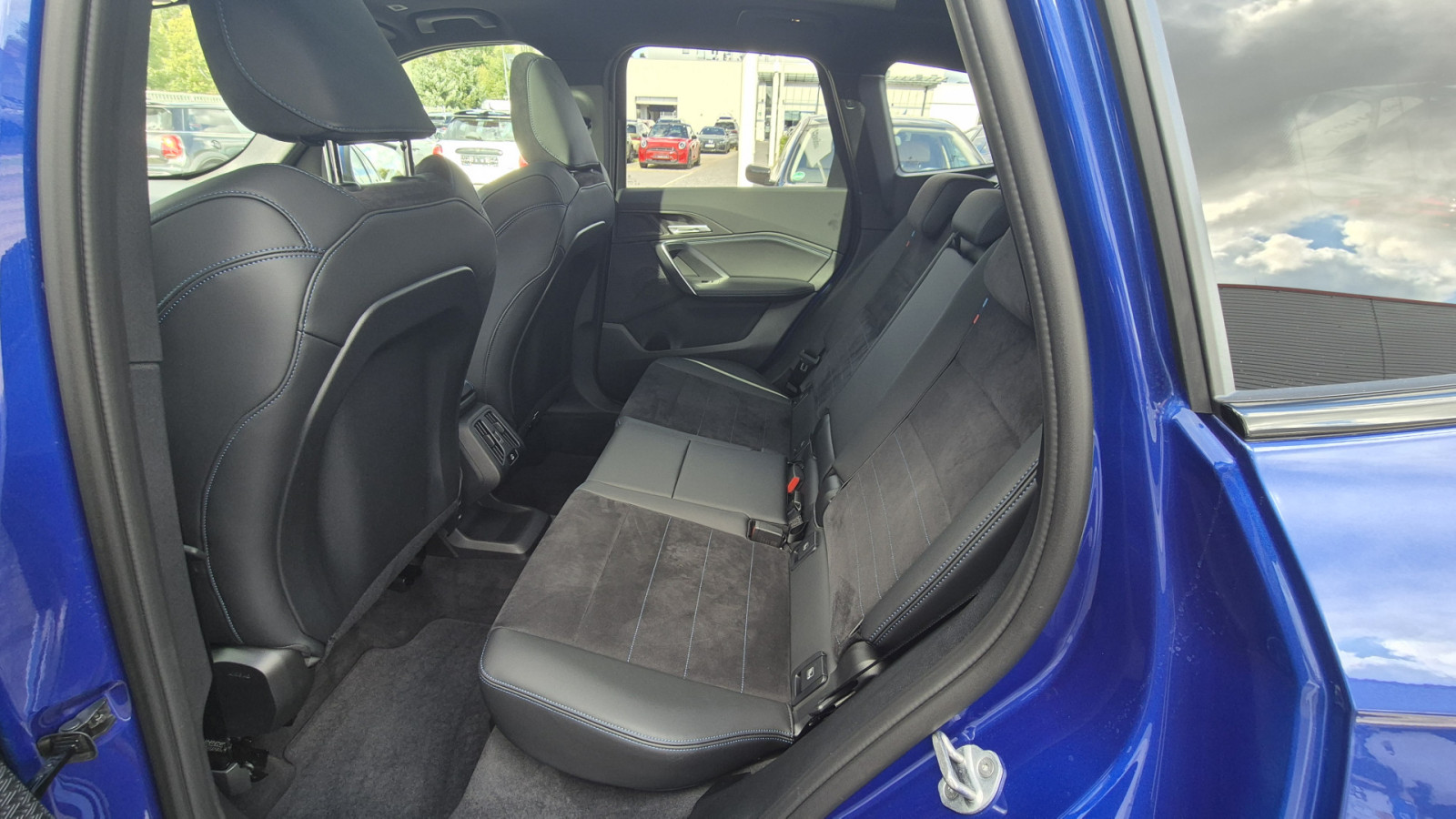 BMW X1 sDrive 18i M-Sport – Produktfoto 11