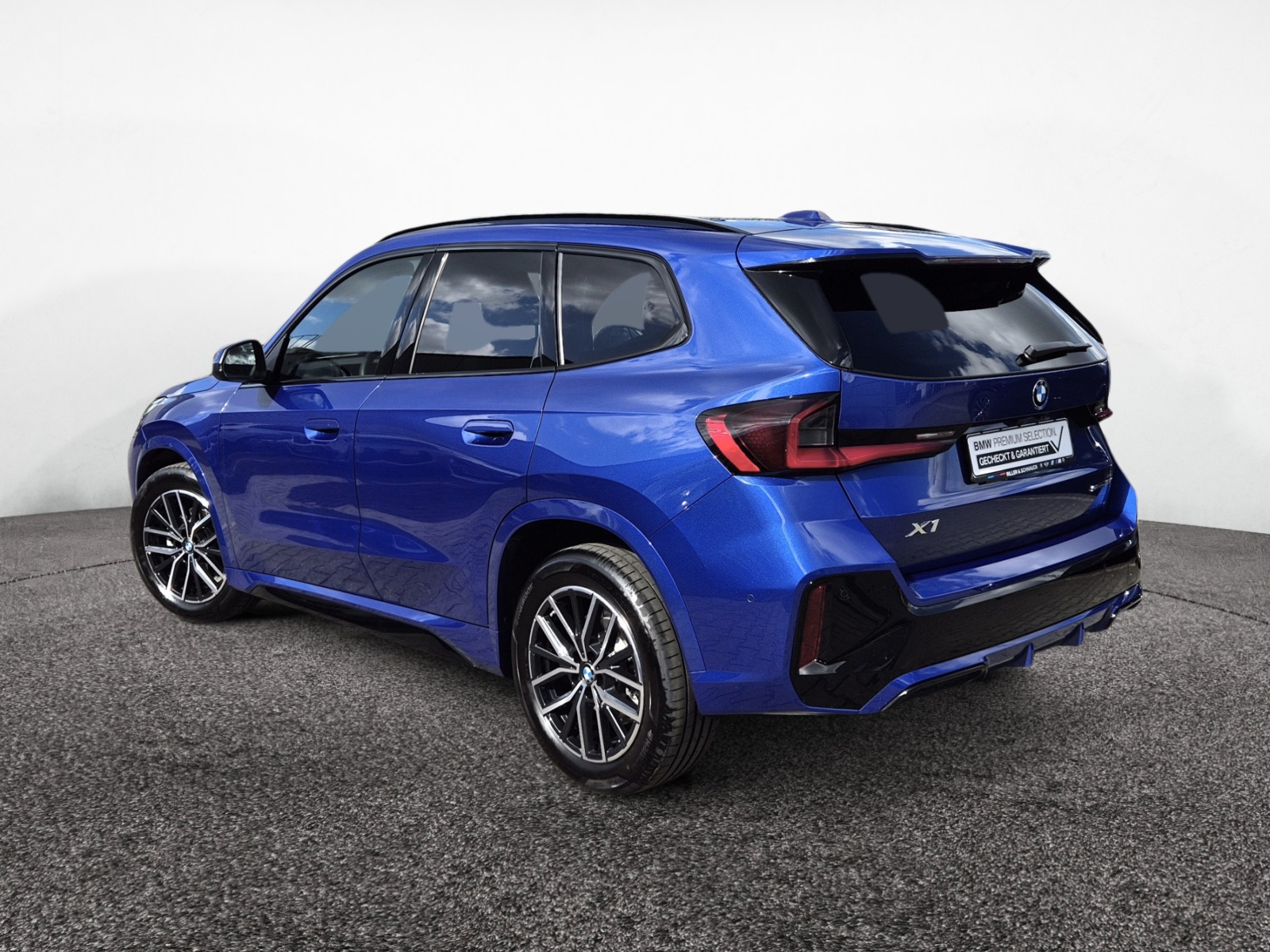 BMW X1 sDrive 18i M-Sport – Produktfoto 4