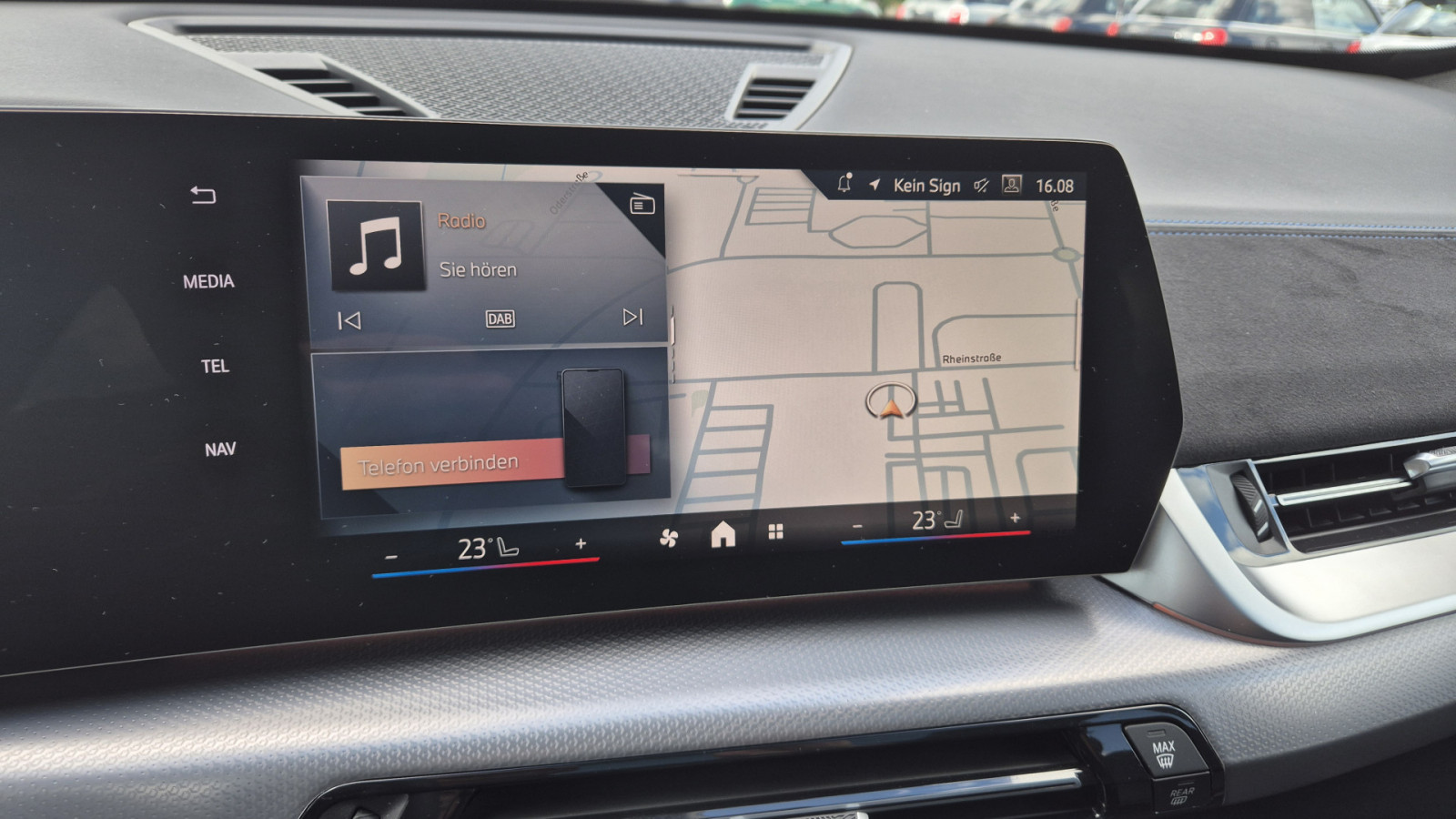 BMW X1 sDrive 18i M-Sport – Produktfoto 8