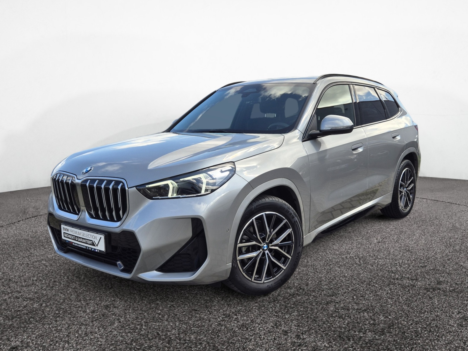 BMW X1 sDrive 18i M-Sport – Produktfoto 1