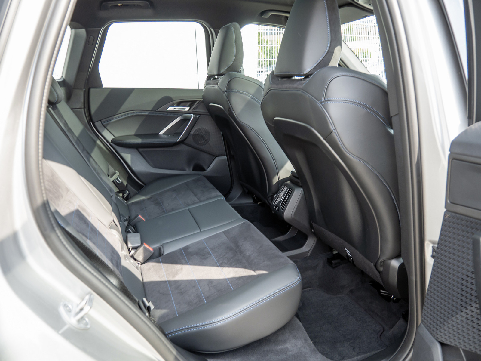 BMW X1 sDrive 18i M-Sport – Produktfoto 12