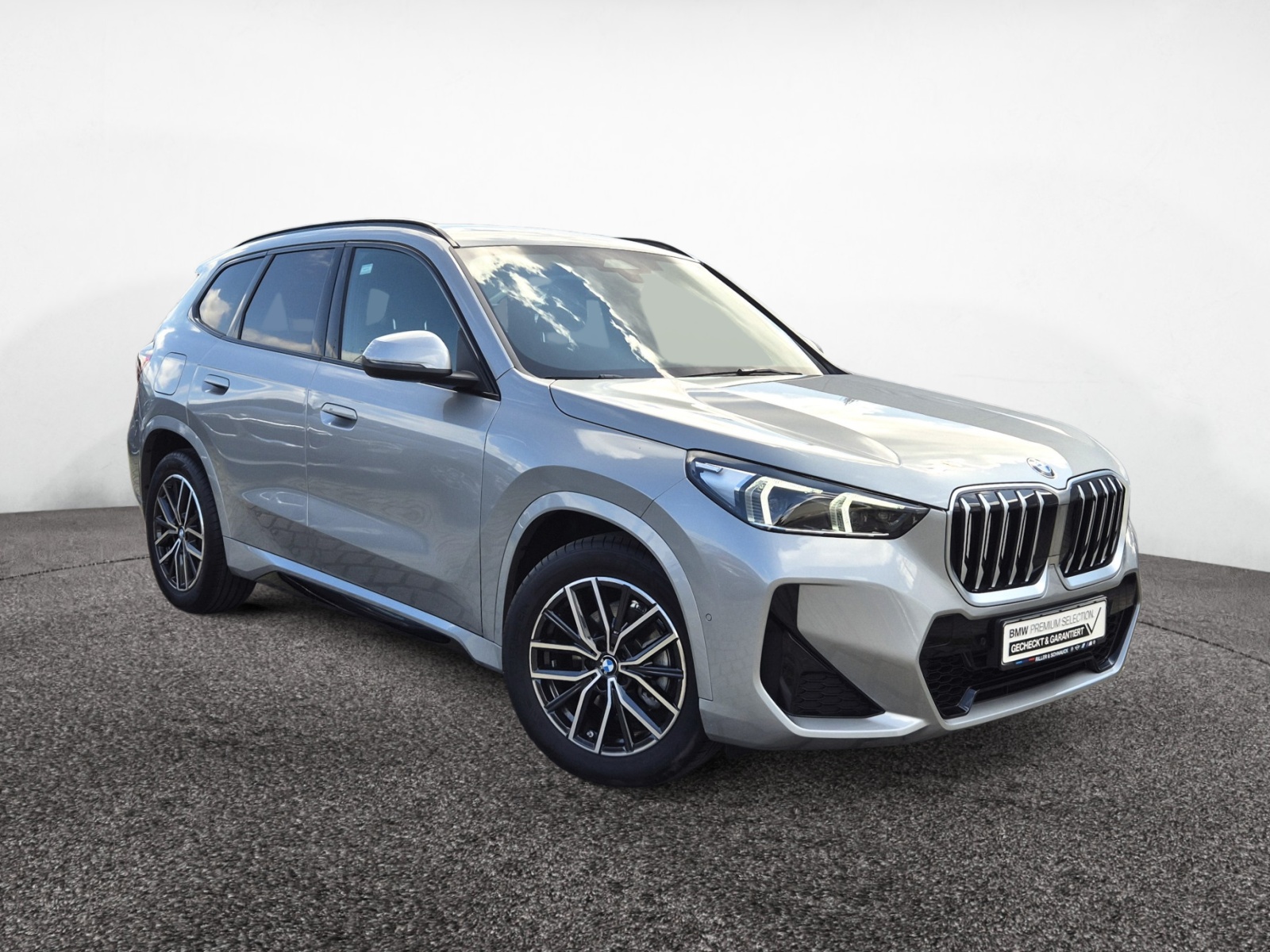 BMW X1 sDrive 18i M-Sport – Produktfoto 2