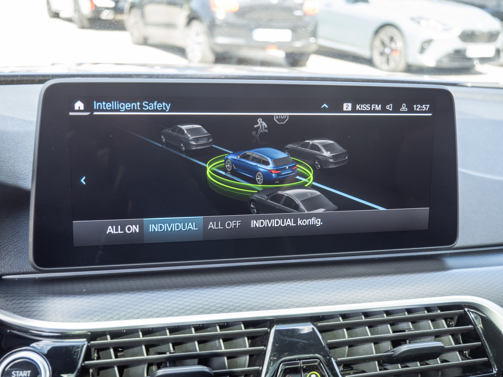 BMW 530e Touring xDrive M-Sport – Produktfoto 11