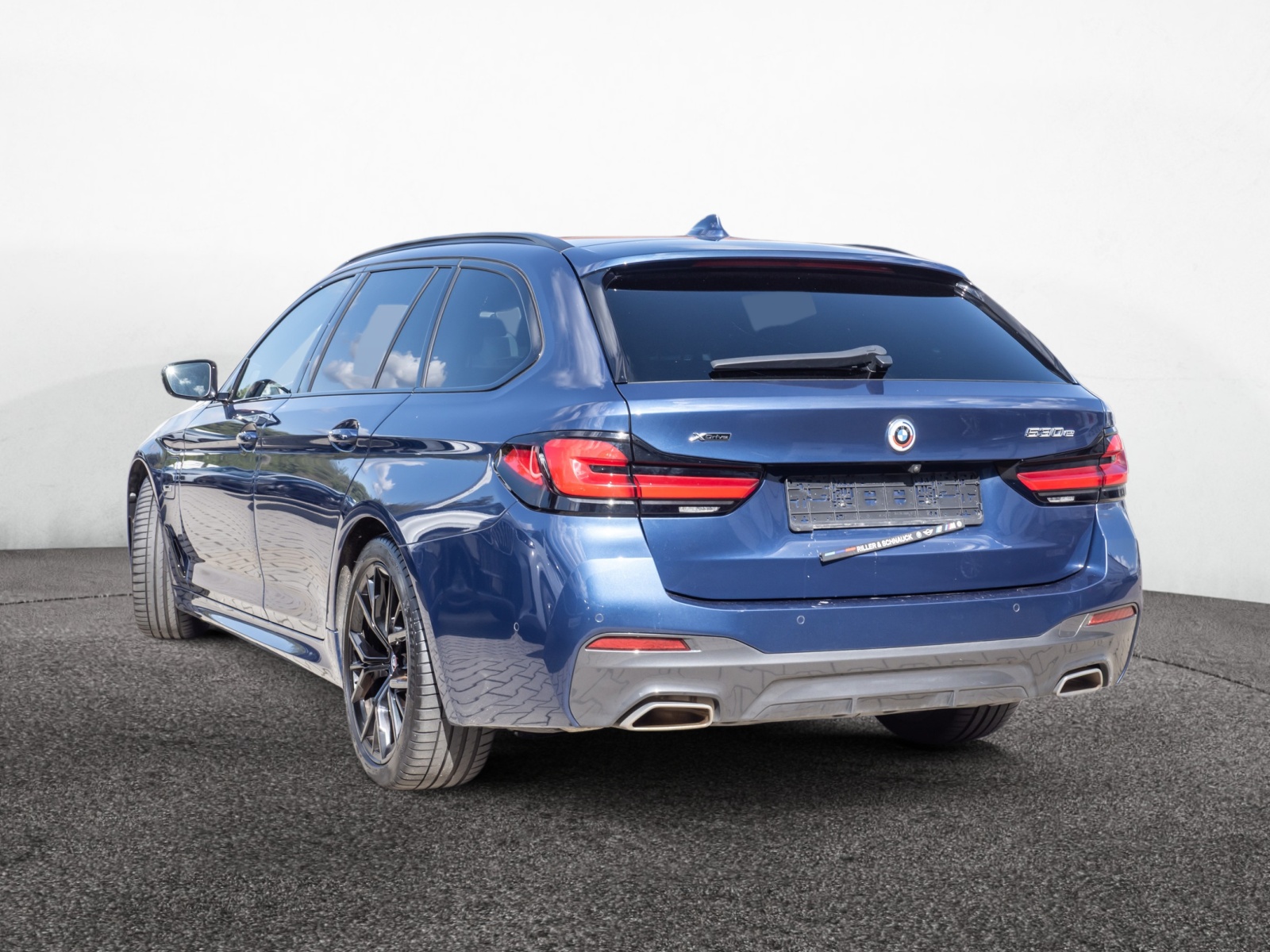BMW 530e Touring xDrive M-Sport – Produktfoto 4