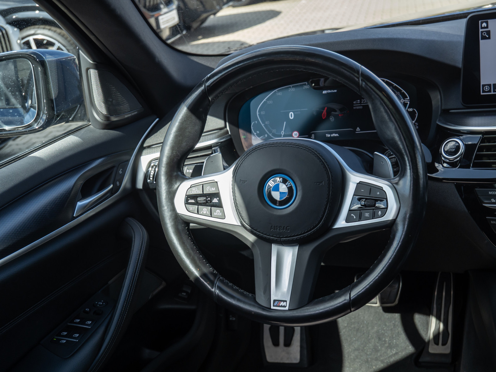 BMW 530e Touring xDrive M-Sport – Produktfoto 9