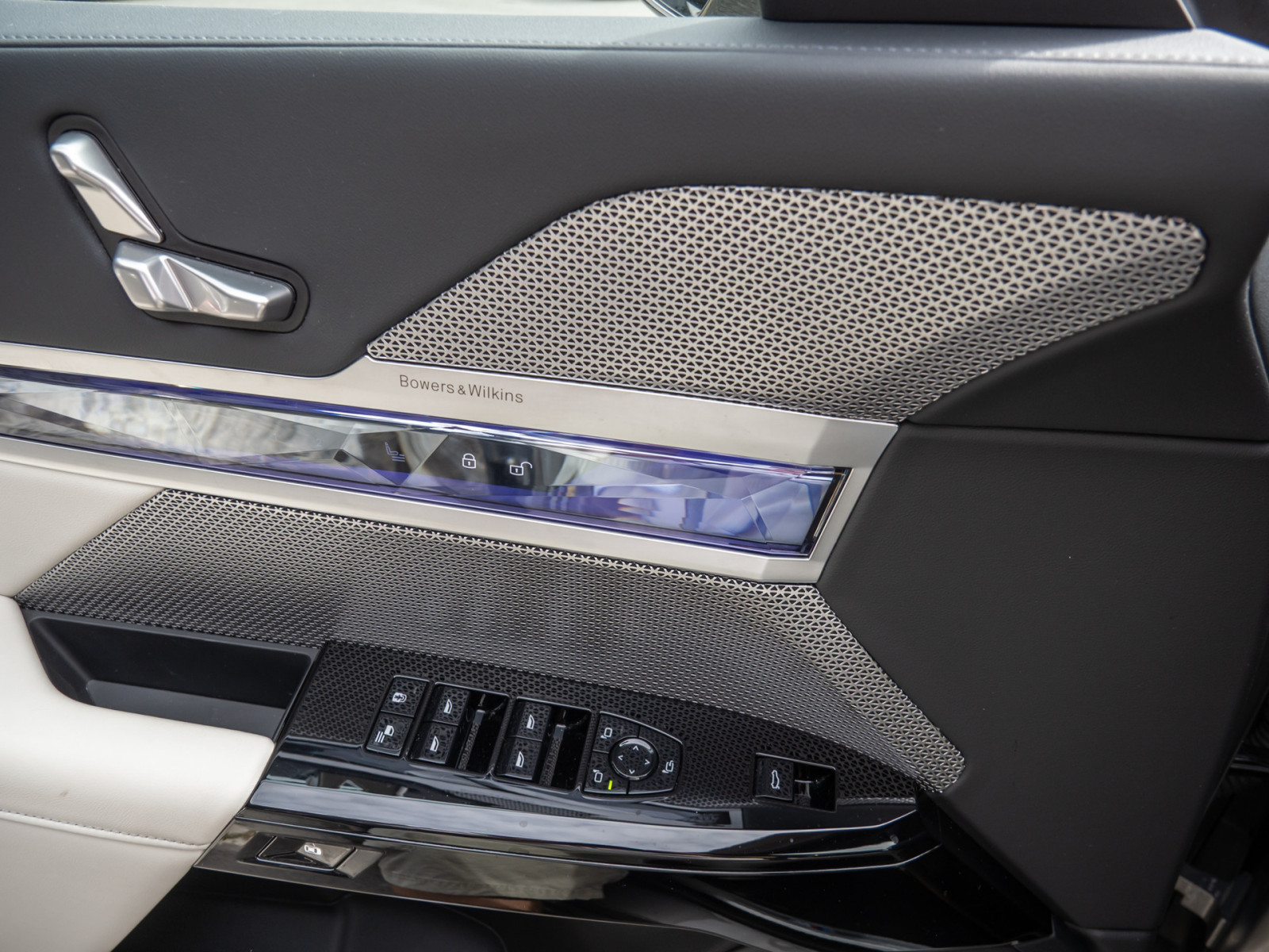 BMW i7 xDrive 60 M-Sport PRO – Produktfoto 20