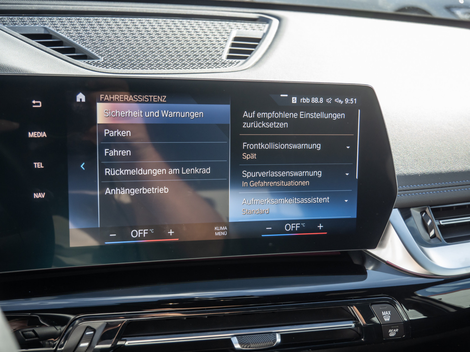 BMW X1 xDrive 23d M-Sport – Produktfoto 12