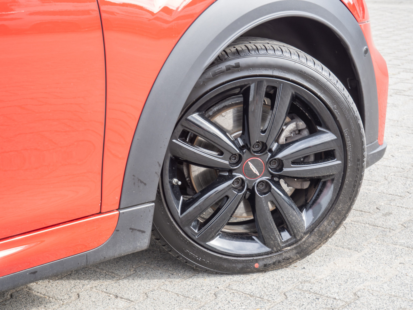 MINI Cooper S Cabrio JCW Trim – Produktfoto 5