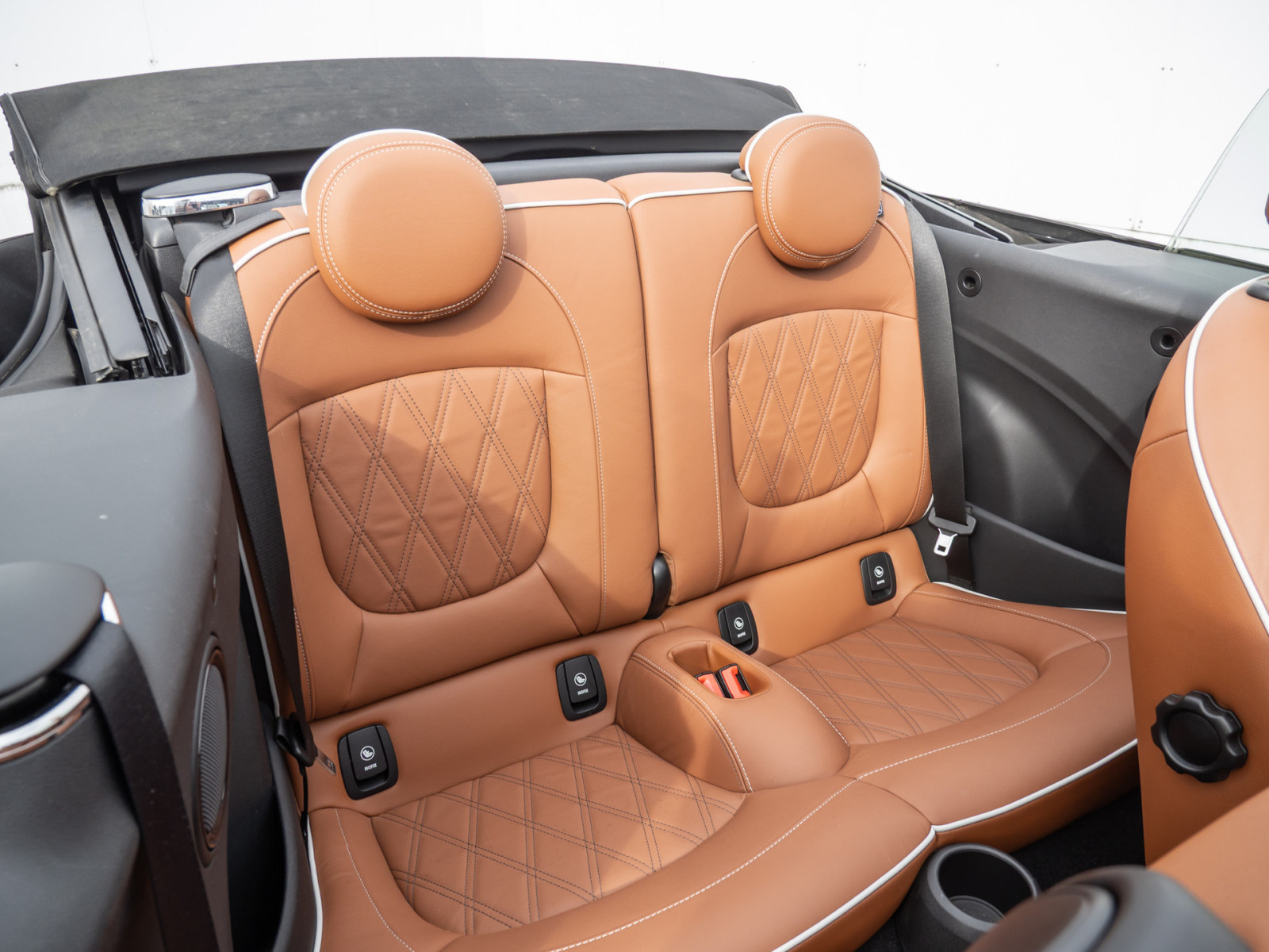MINI Cooper S Cabrio JCW Trim – Produktfoto 7