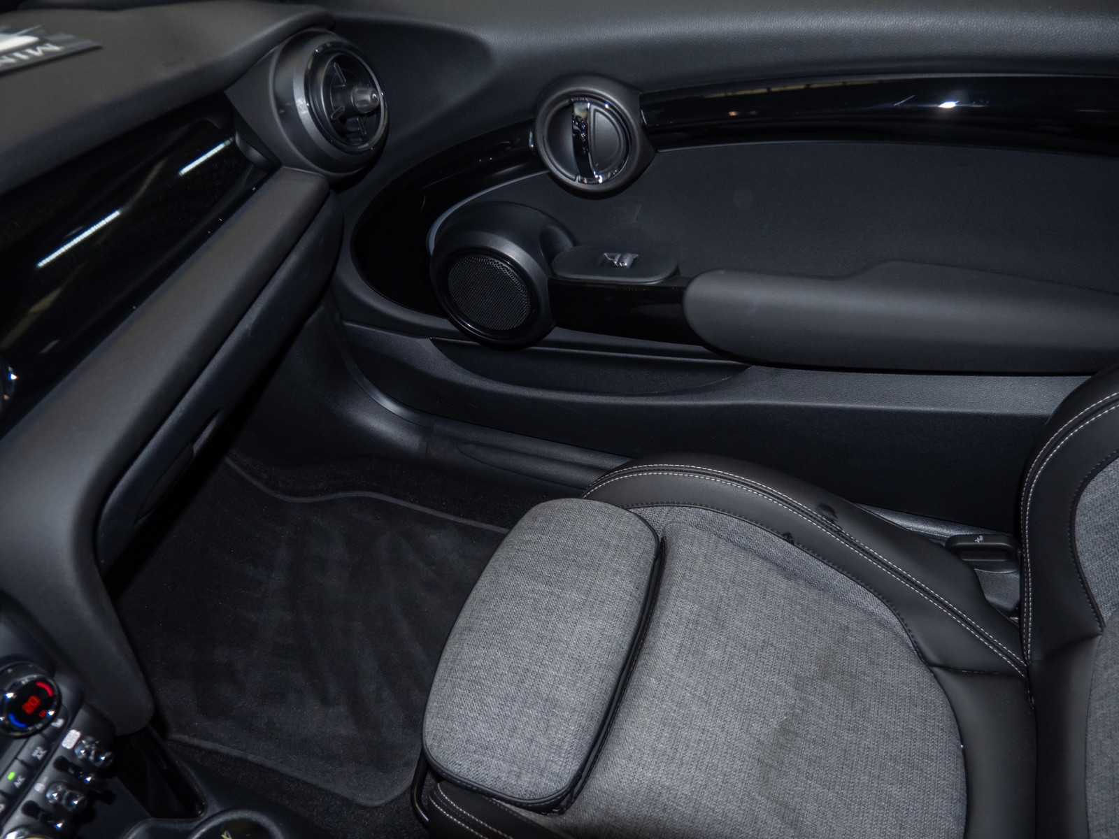 MINI Cooper SE Classic Trim – Produktfoto 15