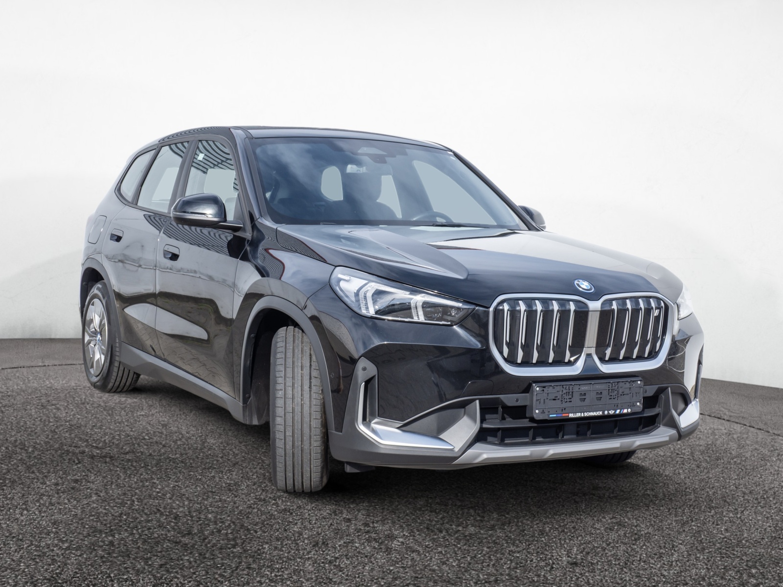 BMW iX1 xDrive 30 – Produktfoto 2