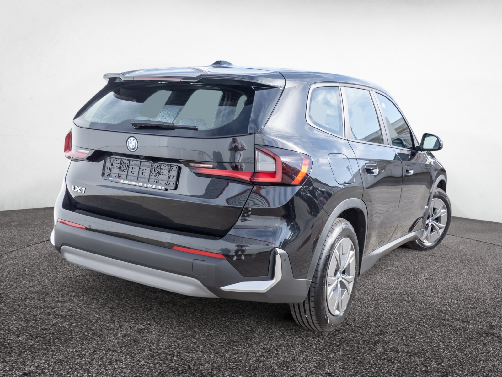 BMW iX1 xDrive 30 – Produktfoto 3