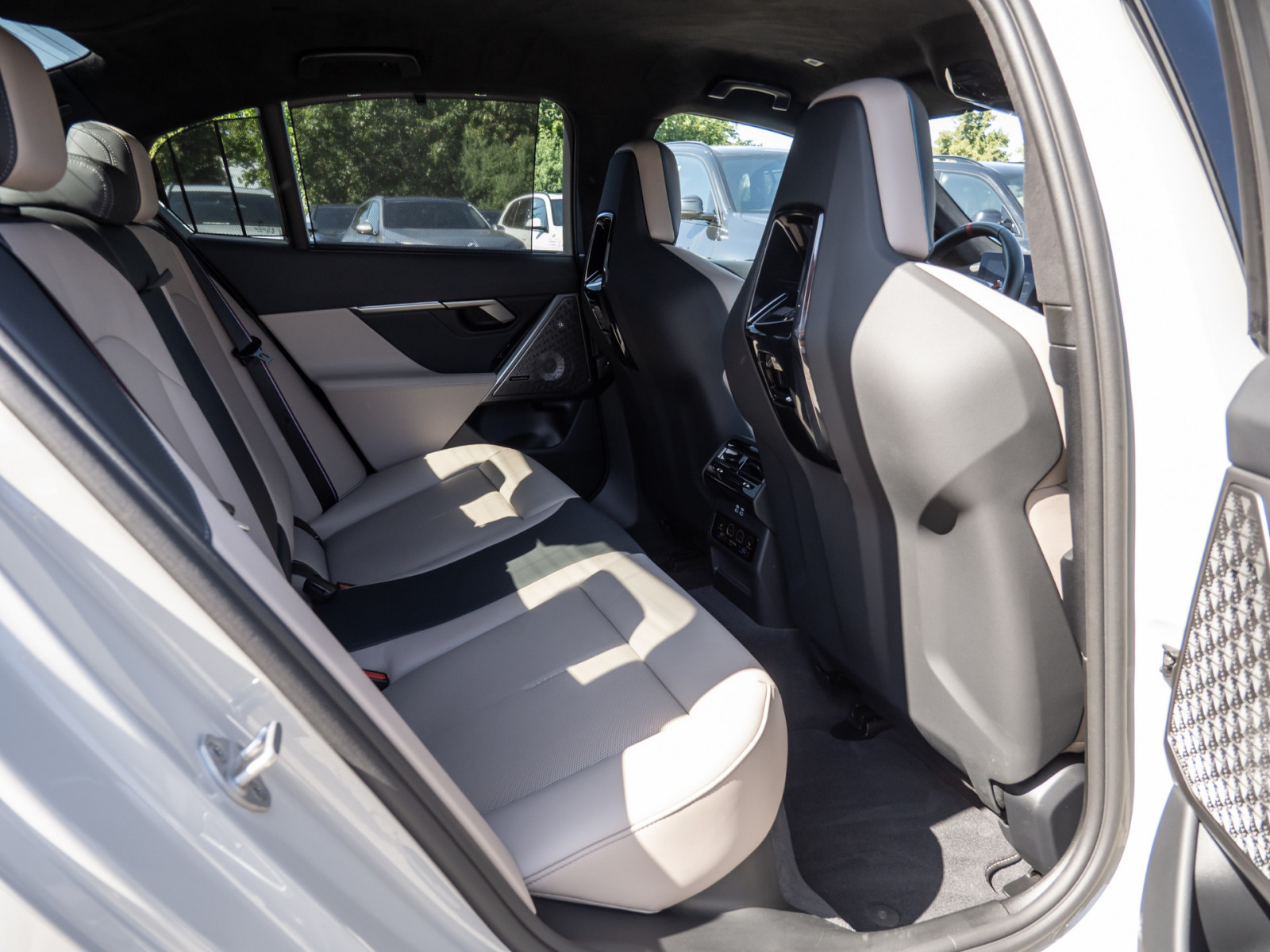 BMW M5 xDrive – Produktfoto 7