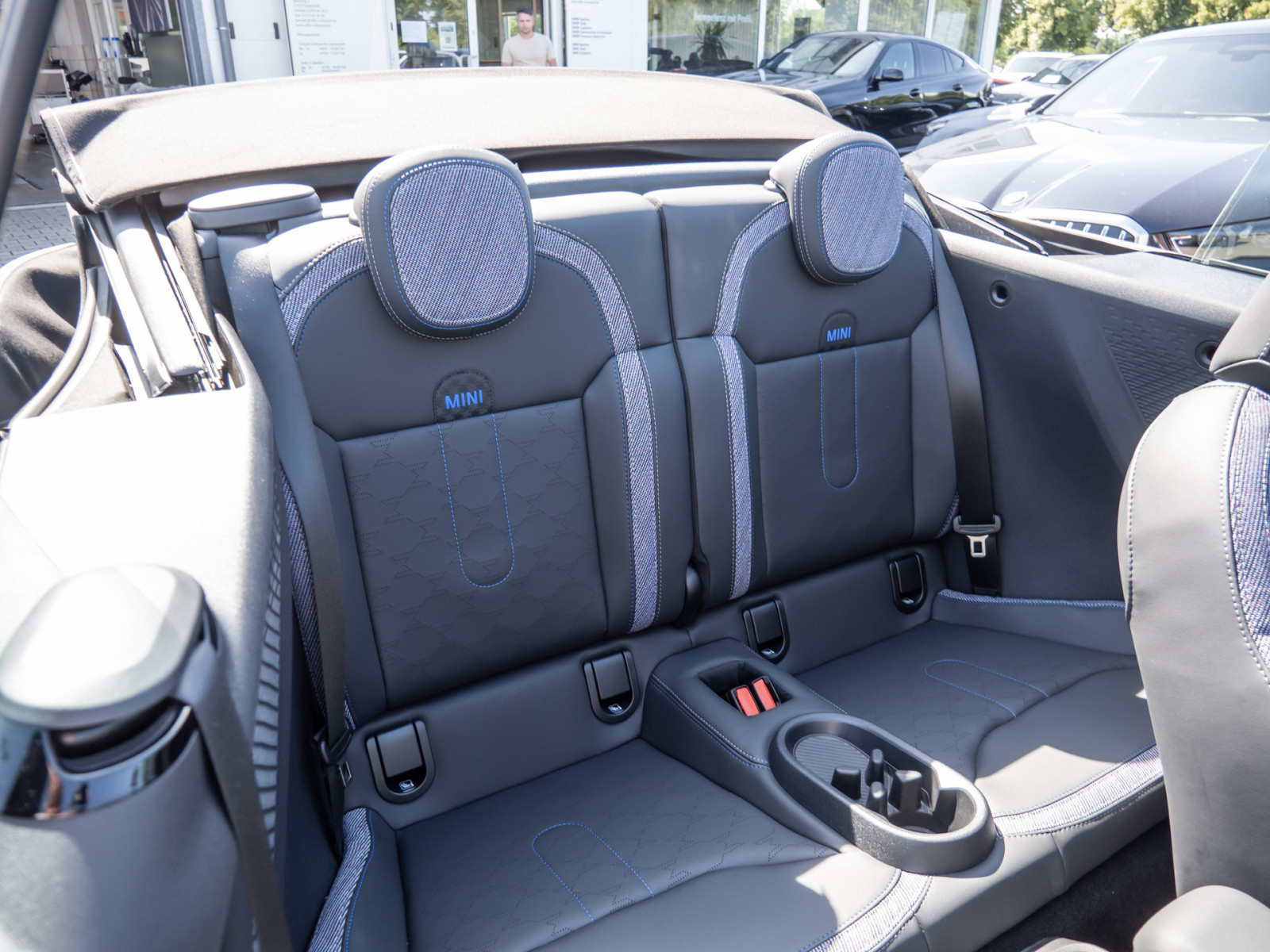 MINI Cooper C Cabrio Classic Trim – Produktfoto 7