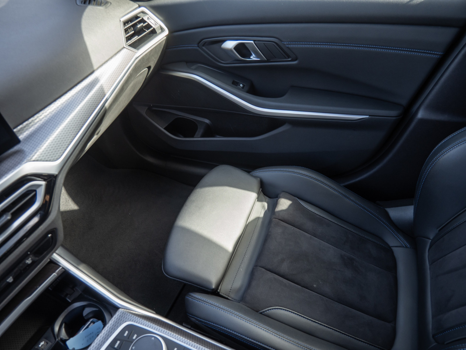 BMW 320e M-Sport – Produktfoto 15