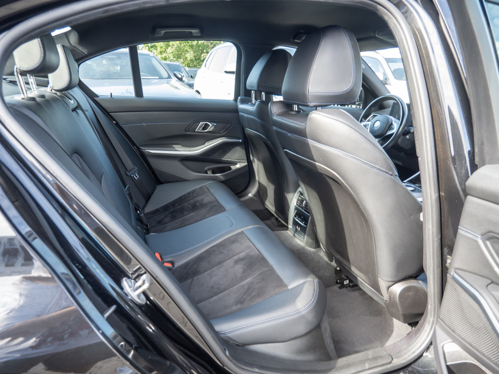 BMW 320e M-Sport – Produktfoto 7