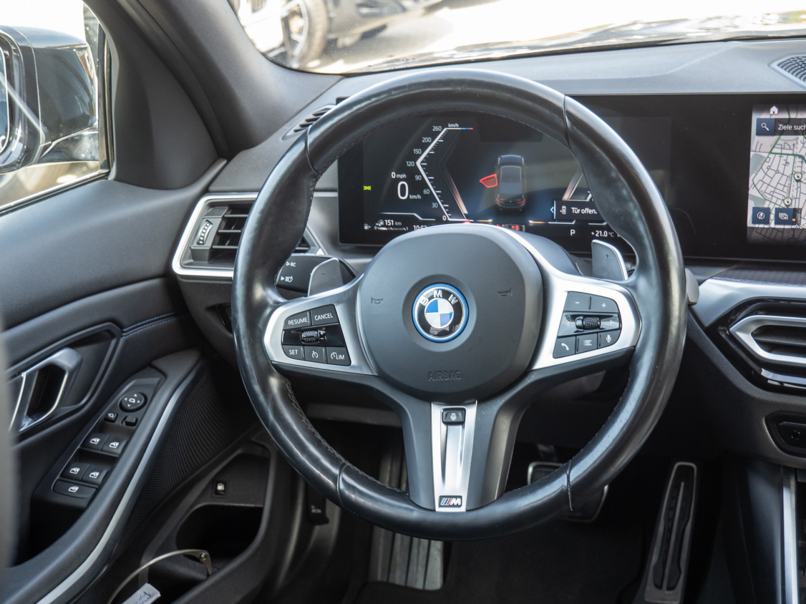 BMW 320e M-Sport – Produktfoto 9