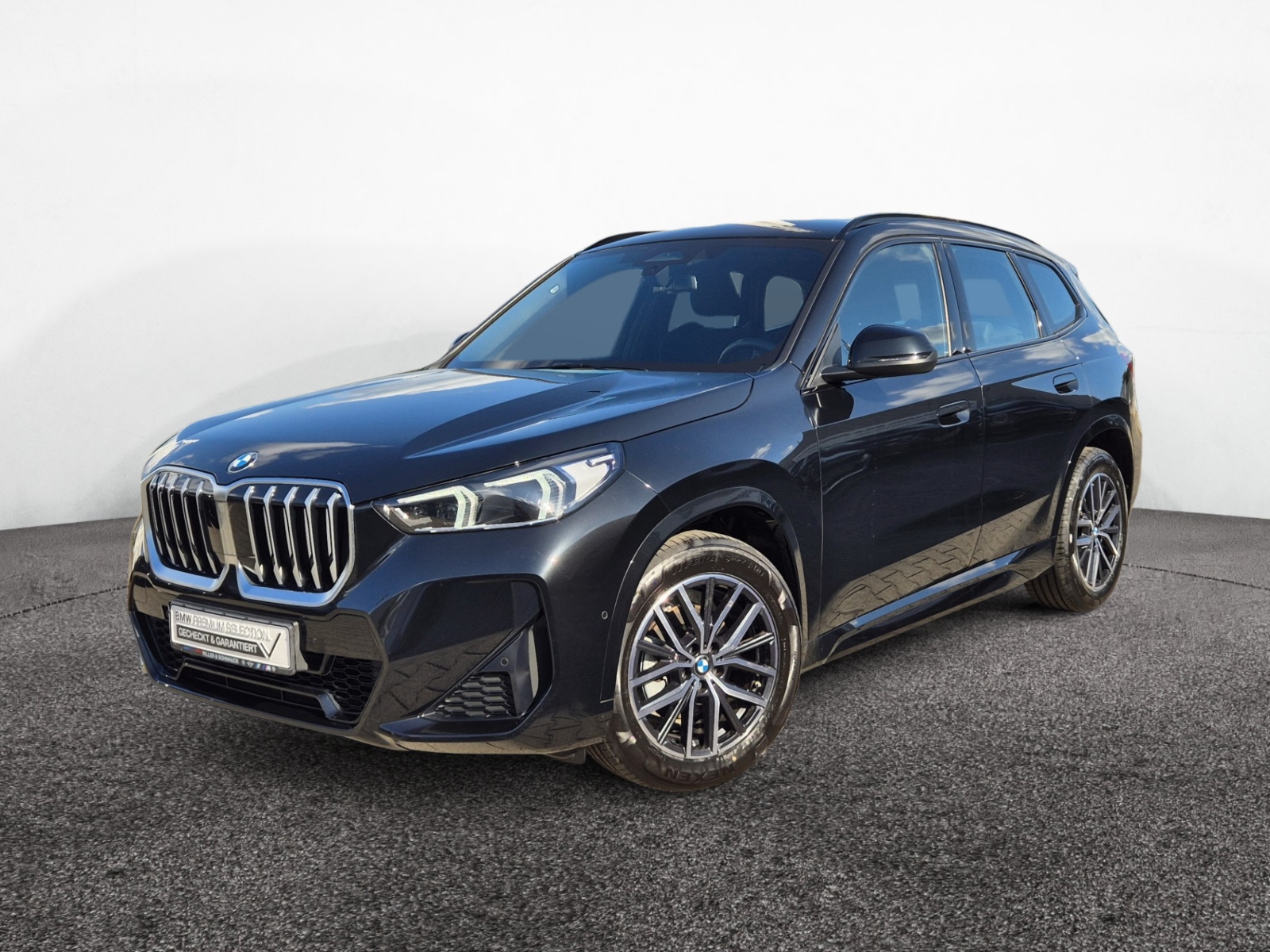 BMW X1 sDrive 18i M-Sport – Produktfoto 1