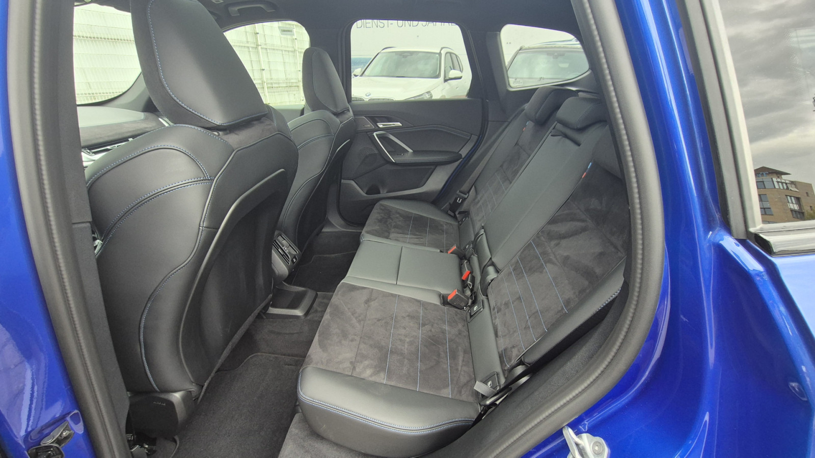 BMW X1 sDrive 18i M-Sport – Produktfoto 12