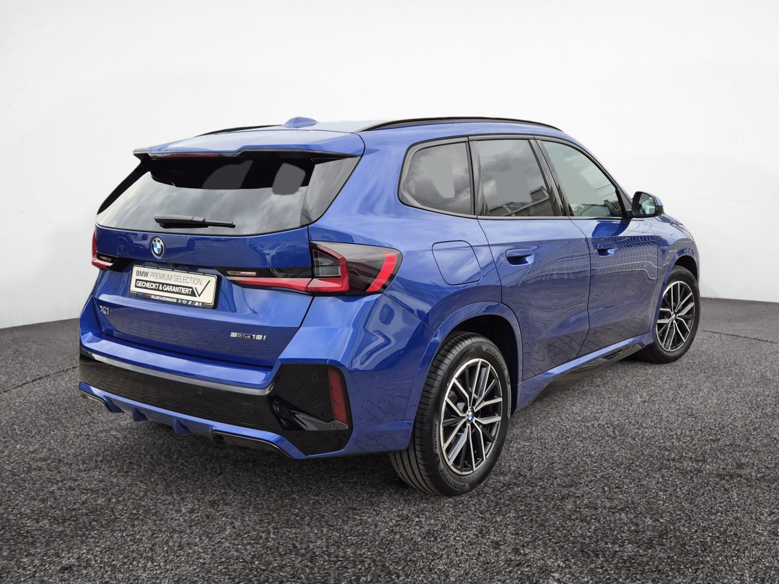 BMW X1 sDrive 18i M-Sport – Produktfoto 3