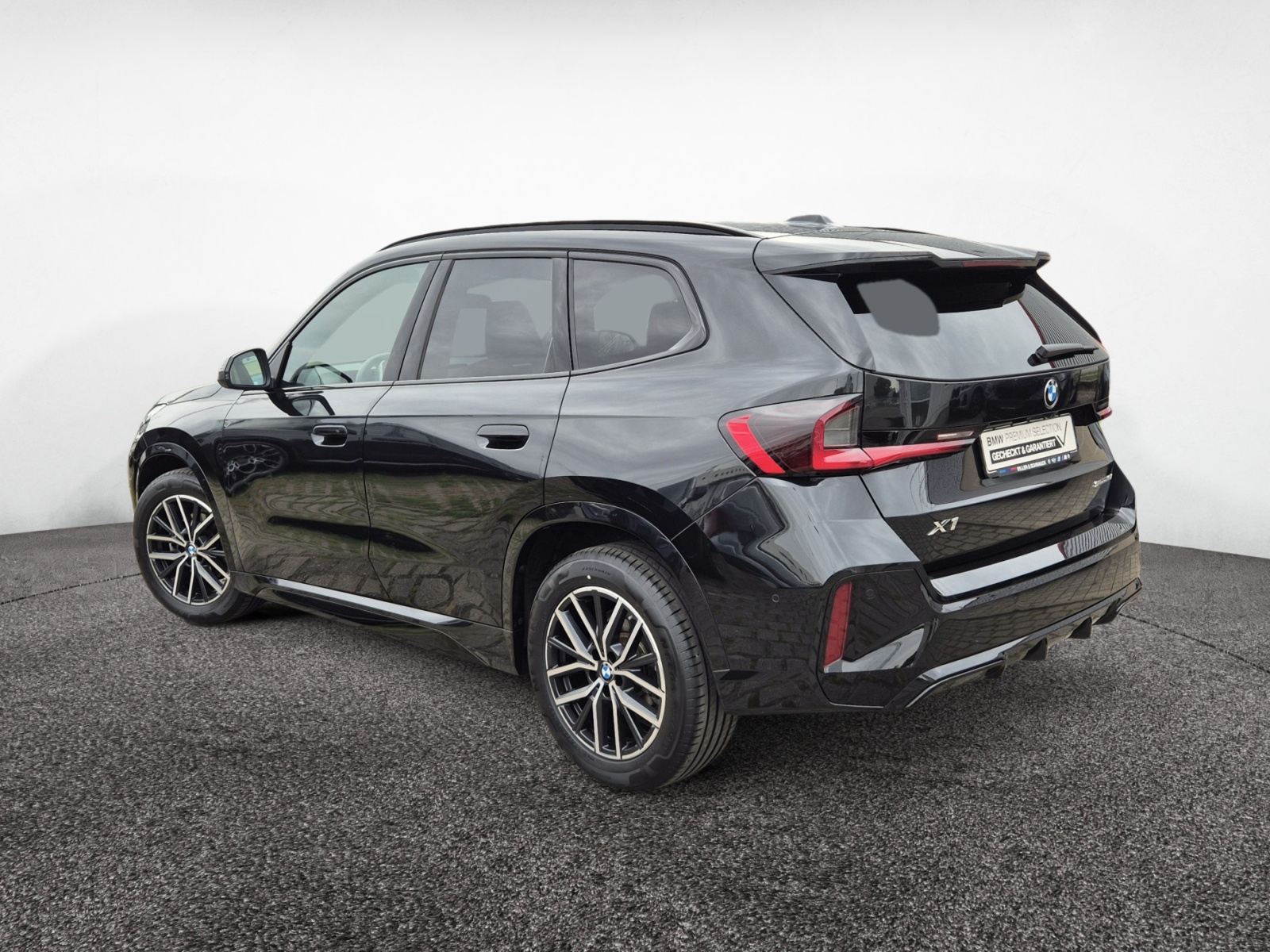 BMW X1 sDrive 18i M-Sport – Produktfoto 4