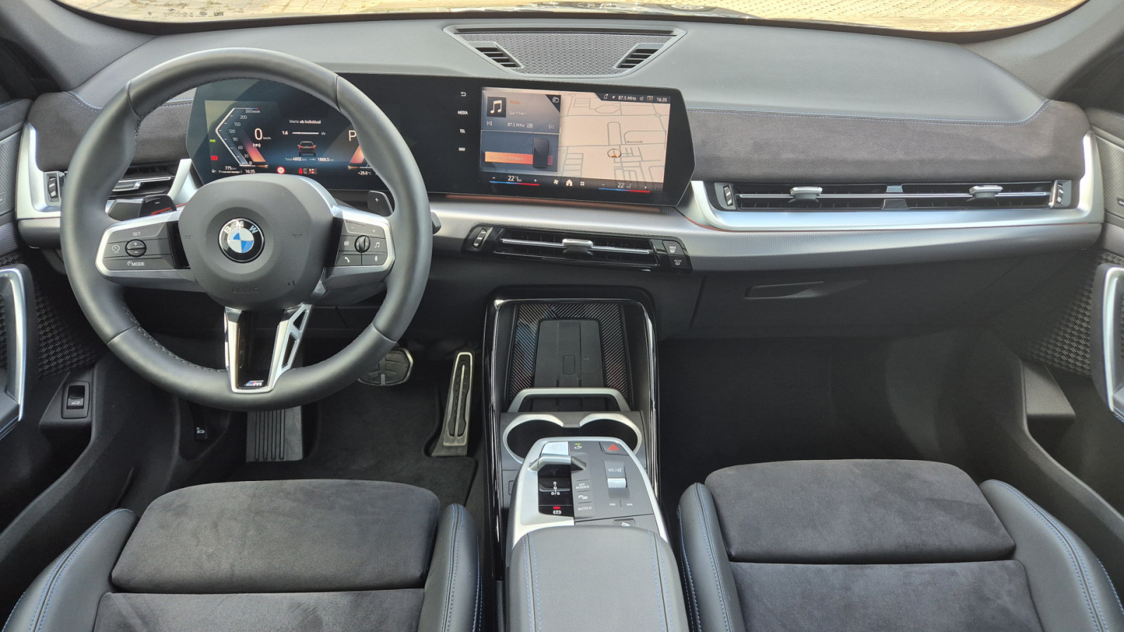 BMW X1 sDrive 18i M-Sport – Produktfoto 5