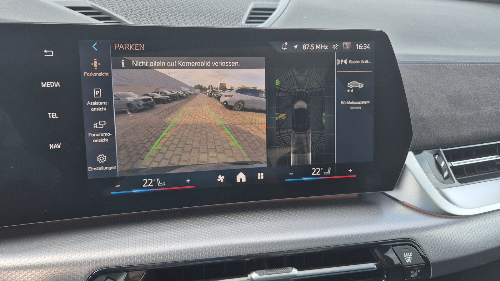 BMW X1 sDrive 18i M-Sport – Produktfoto 9