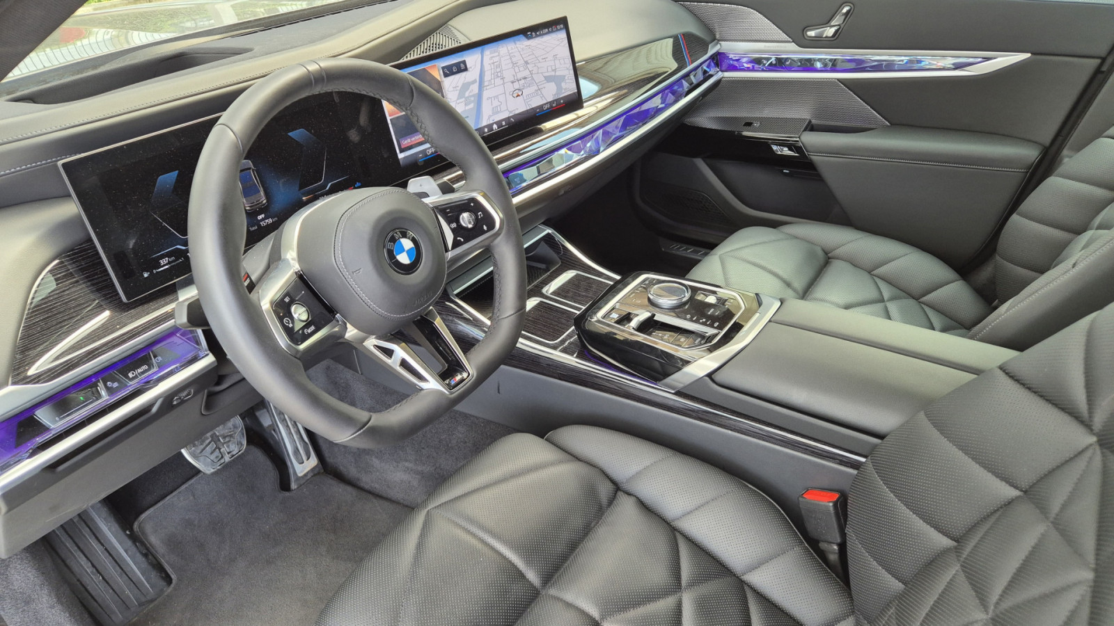BMW 740 d xDrive M-Sport – Produktfoto 7
