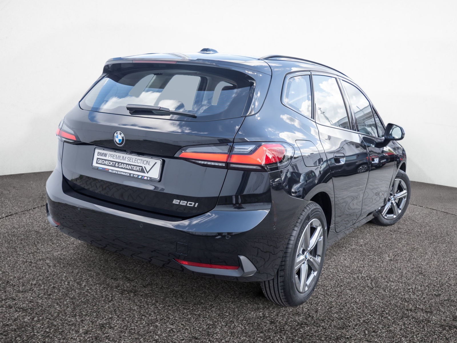 BMW 220i Active Tourer – Produktfoto 3