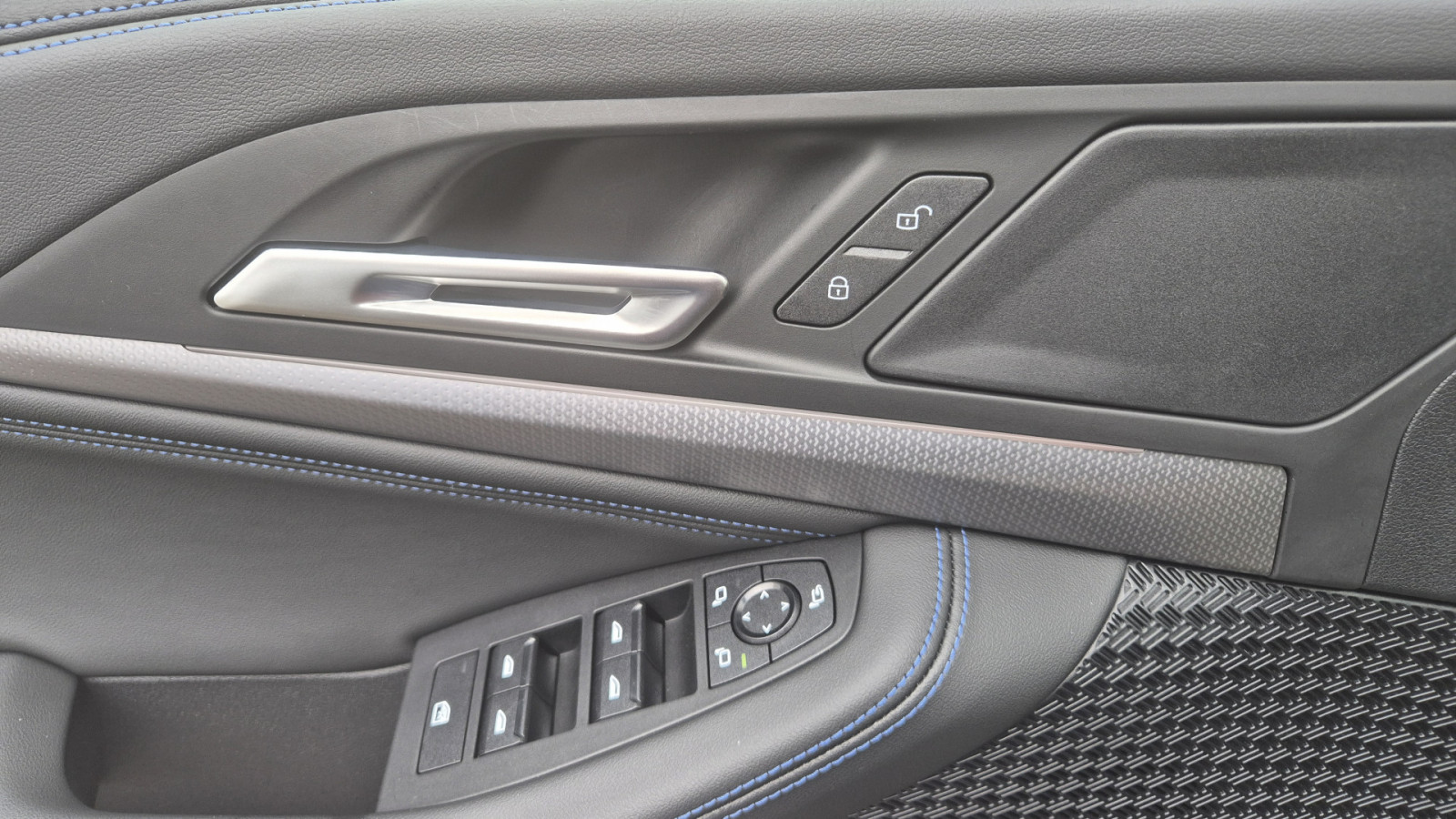 BMW 220i Active Tourer M-Sport – Produktfoto 10