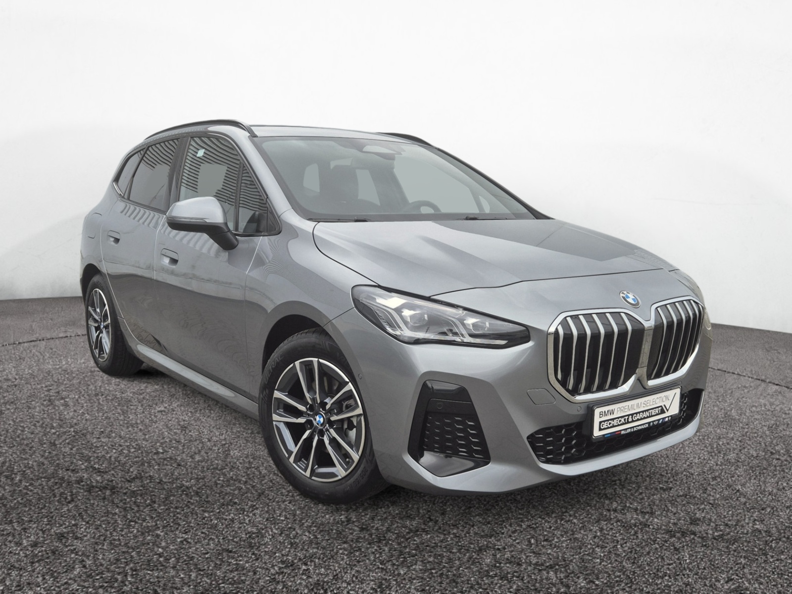 BMW 220i Active Tourer M-Sport – Produktfoto 2
