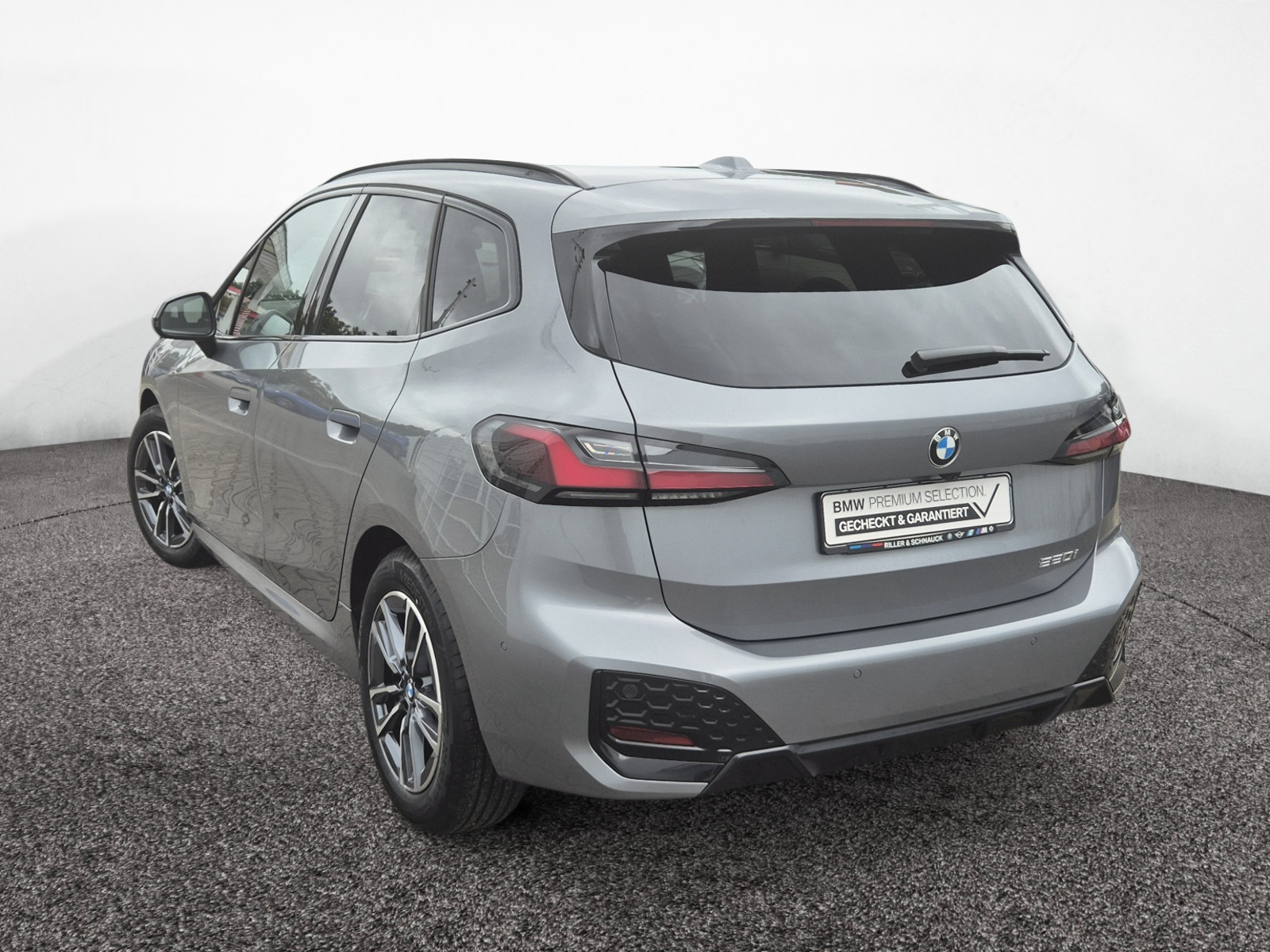 BMW 220i Active Tourer M-Sport – Produktfoto 3
