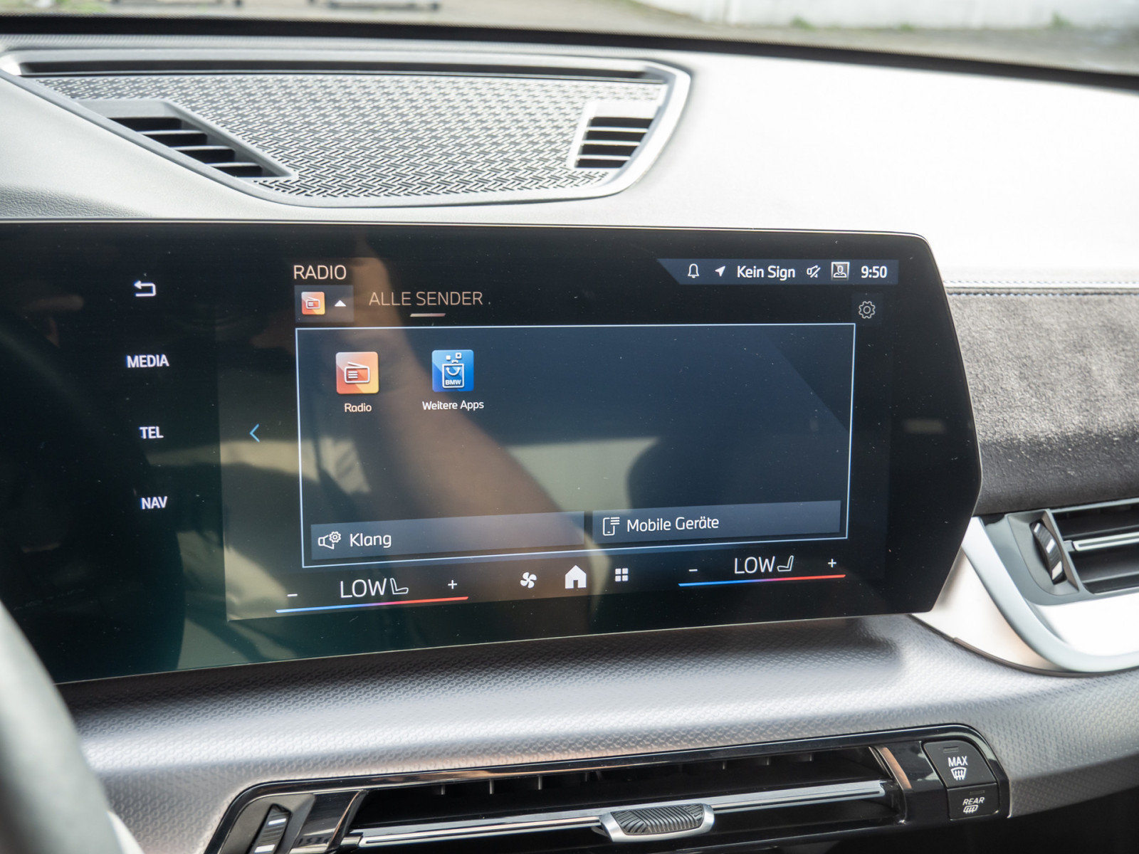 BMW X1 sDrive 18i M-Sport – Produktfoto 12