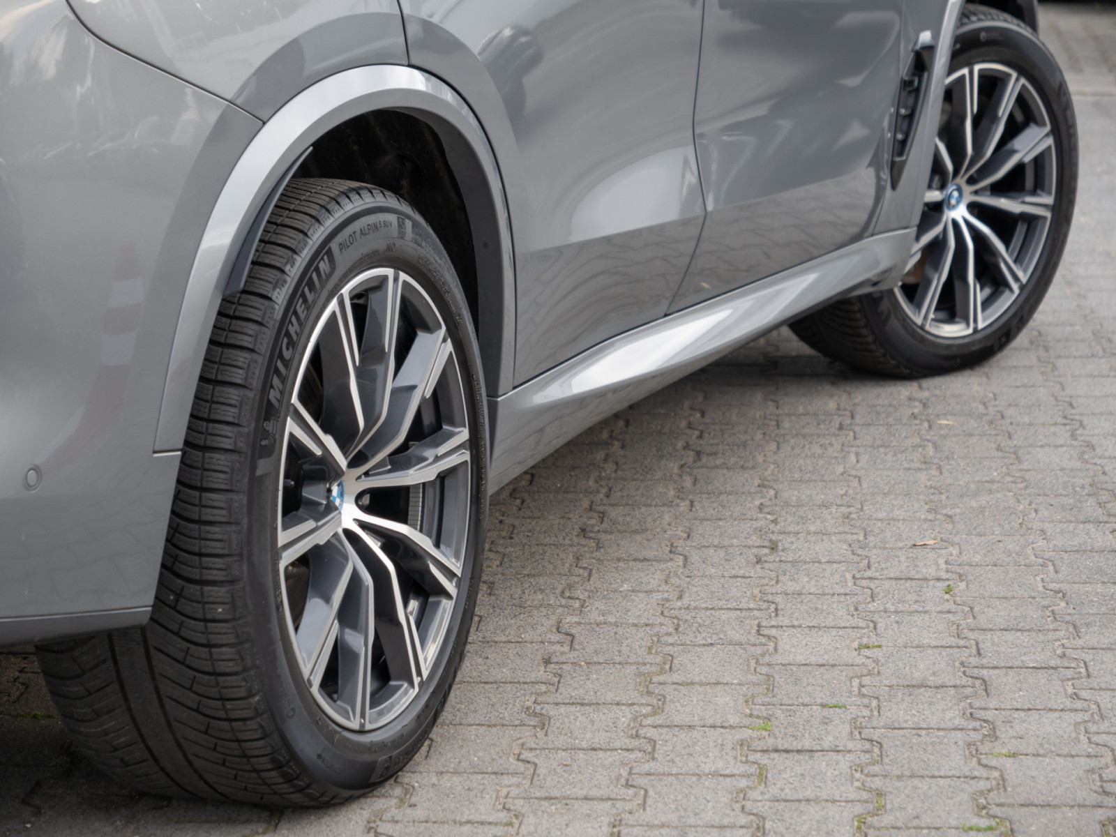 BMW X5 xDrive 50e M-Sport – Produktfoto 6
