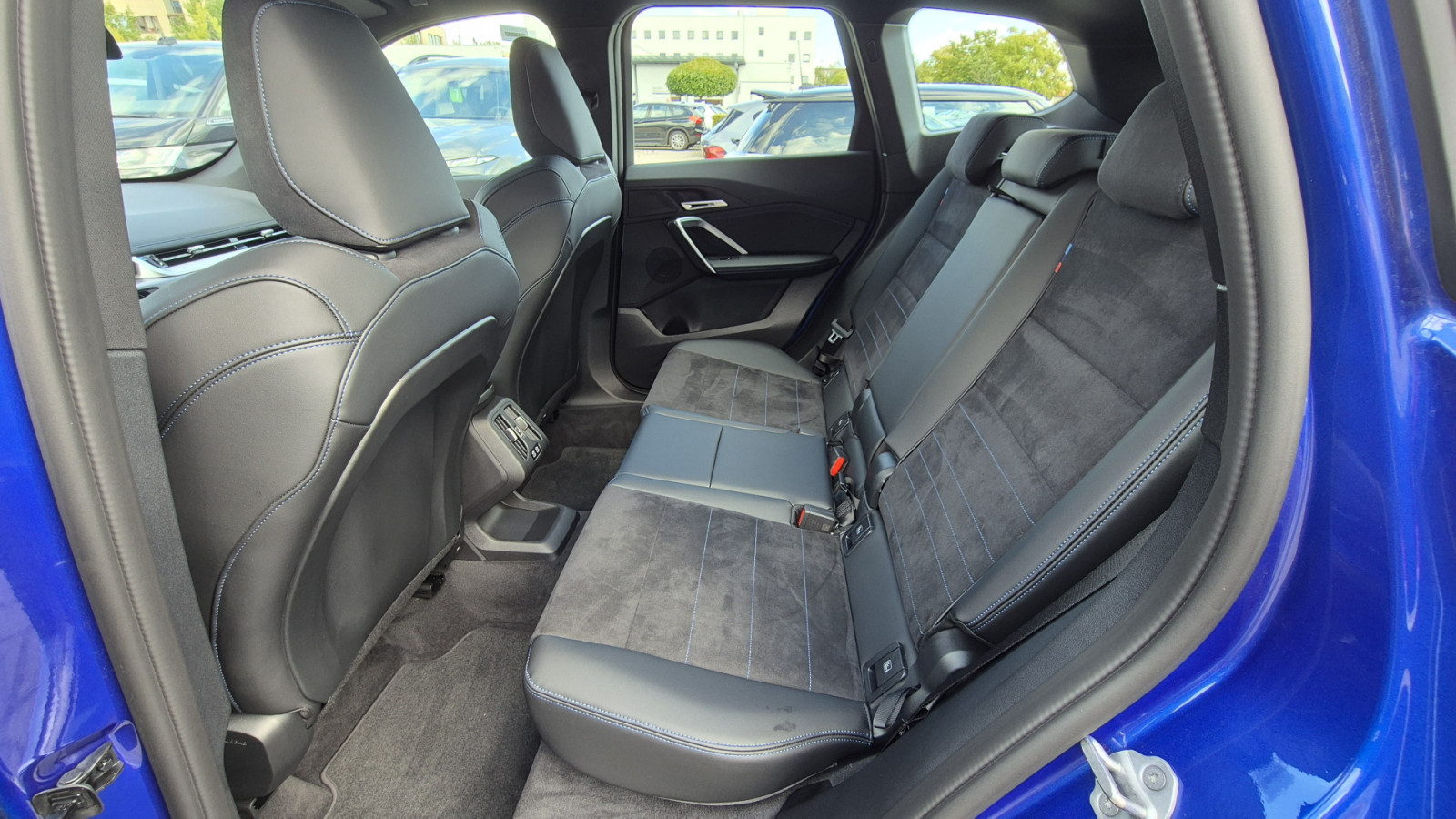 BMW X1 sDrive 18i M-Sport – Produktfoto 8