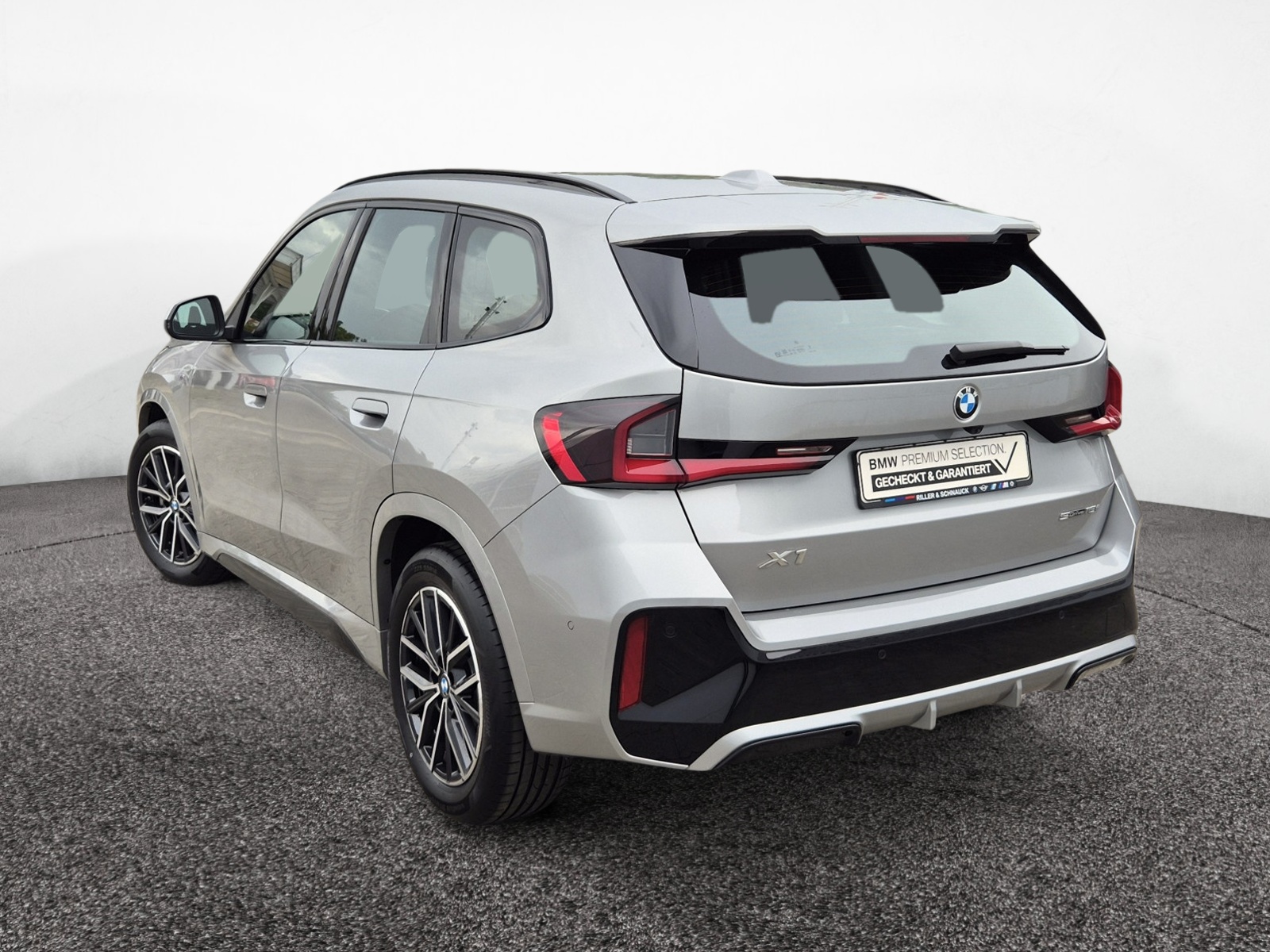BMW X1 sDrive 18i M-Sport – Produktfoto 3