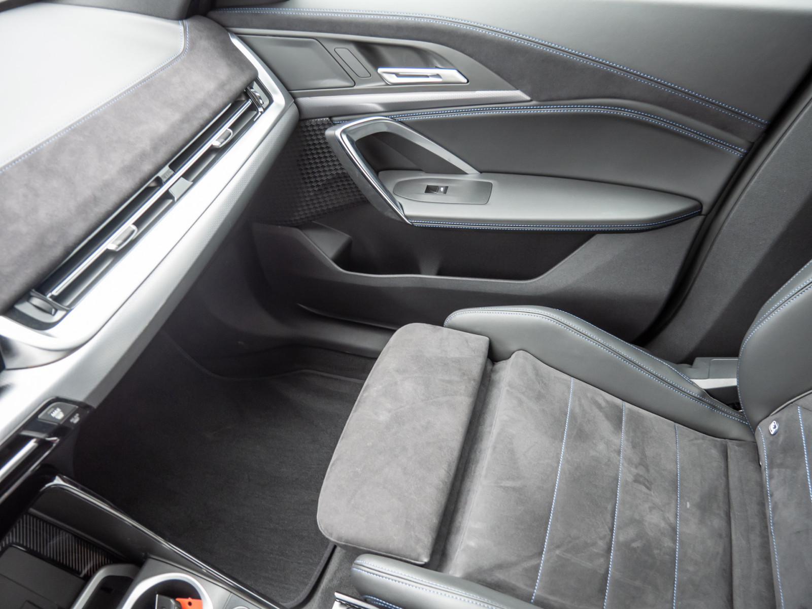 BMW X1 sDrive 18i M-Sport – Produktfoto 15