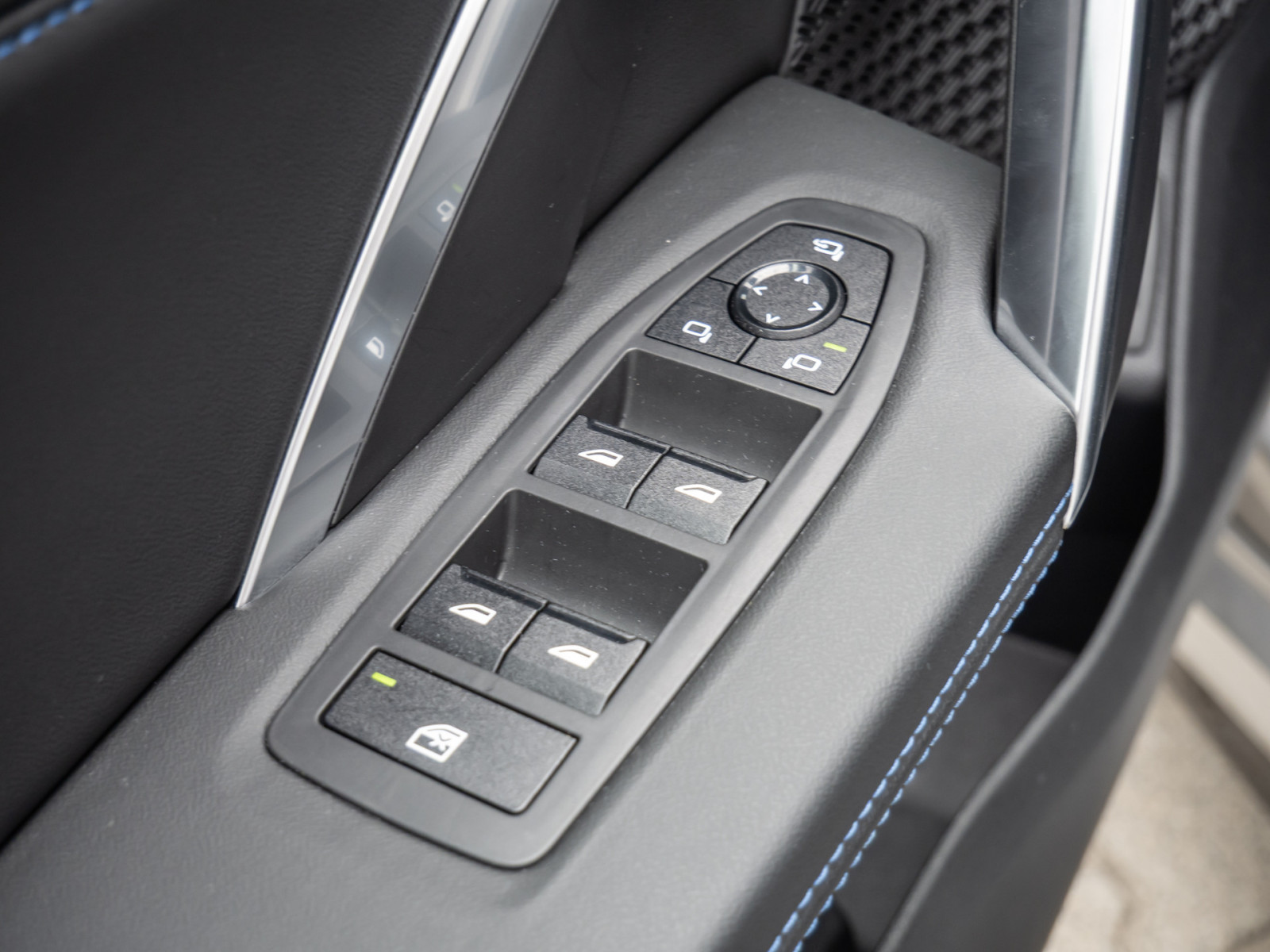 BMW X1 sDrive 18i M-Sport – Produktfoto 19
