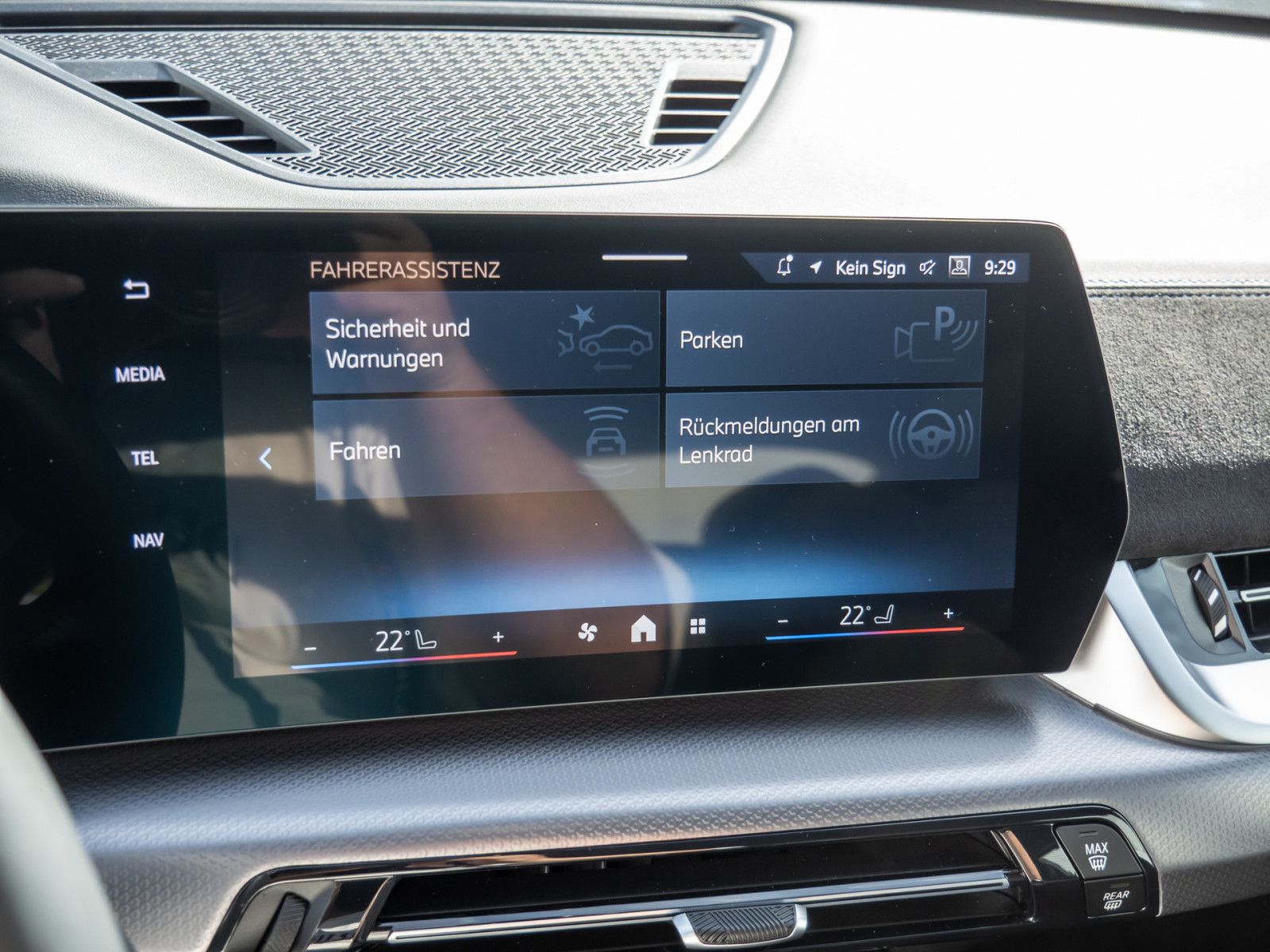 BMW X1 sDrive 18i M-Sport – Produktfoto 11