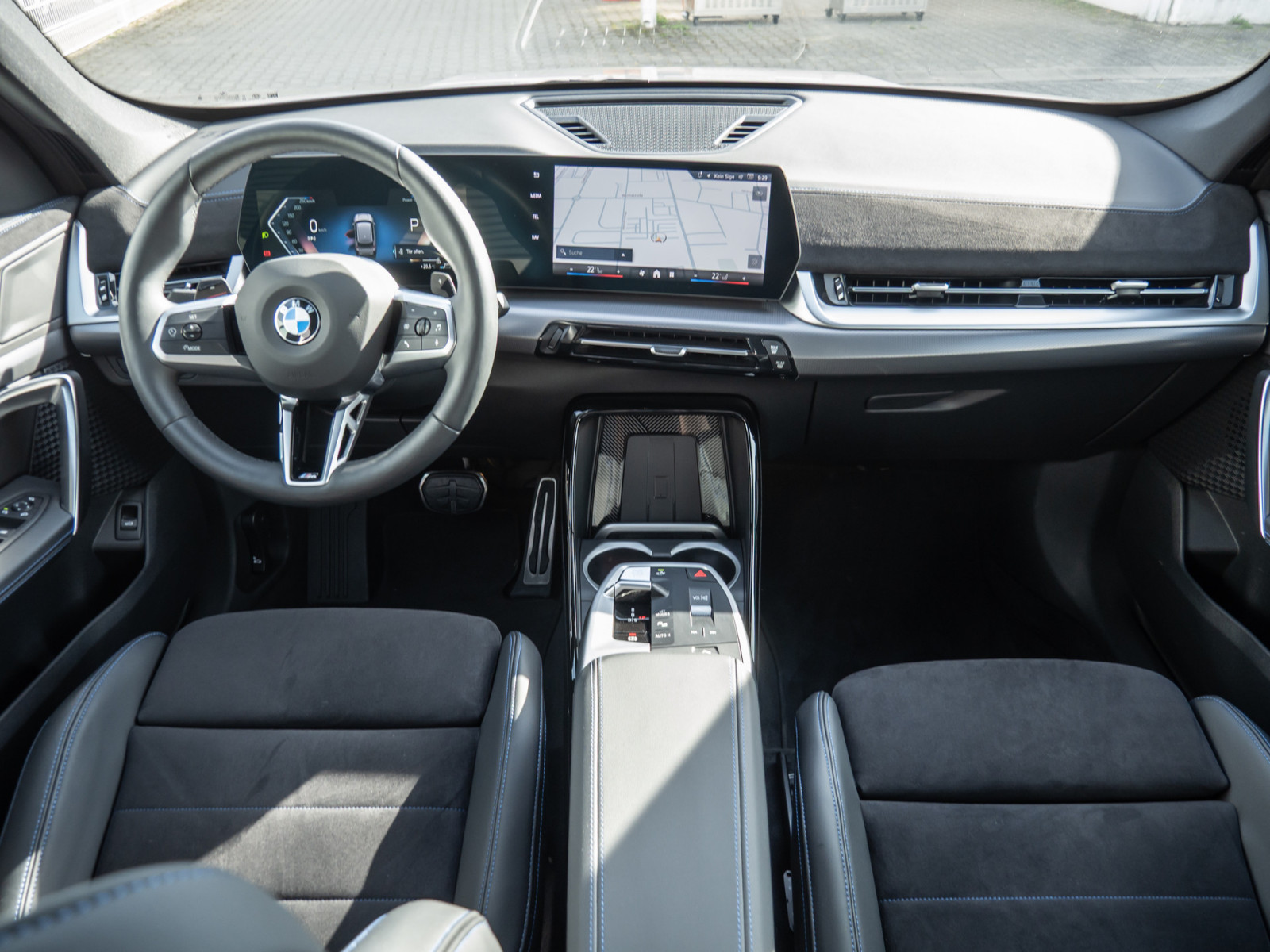 BMW X1 sDrive 18i M-Sport – Produktfoto 8