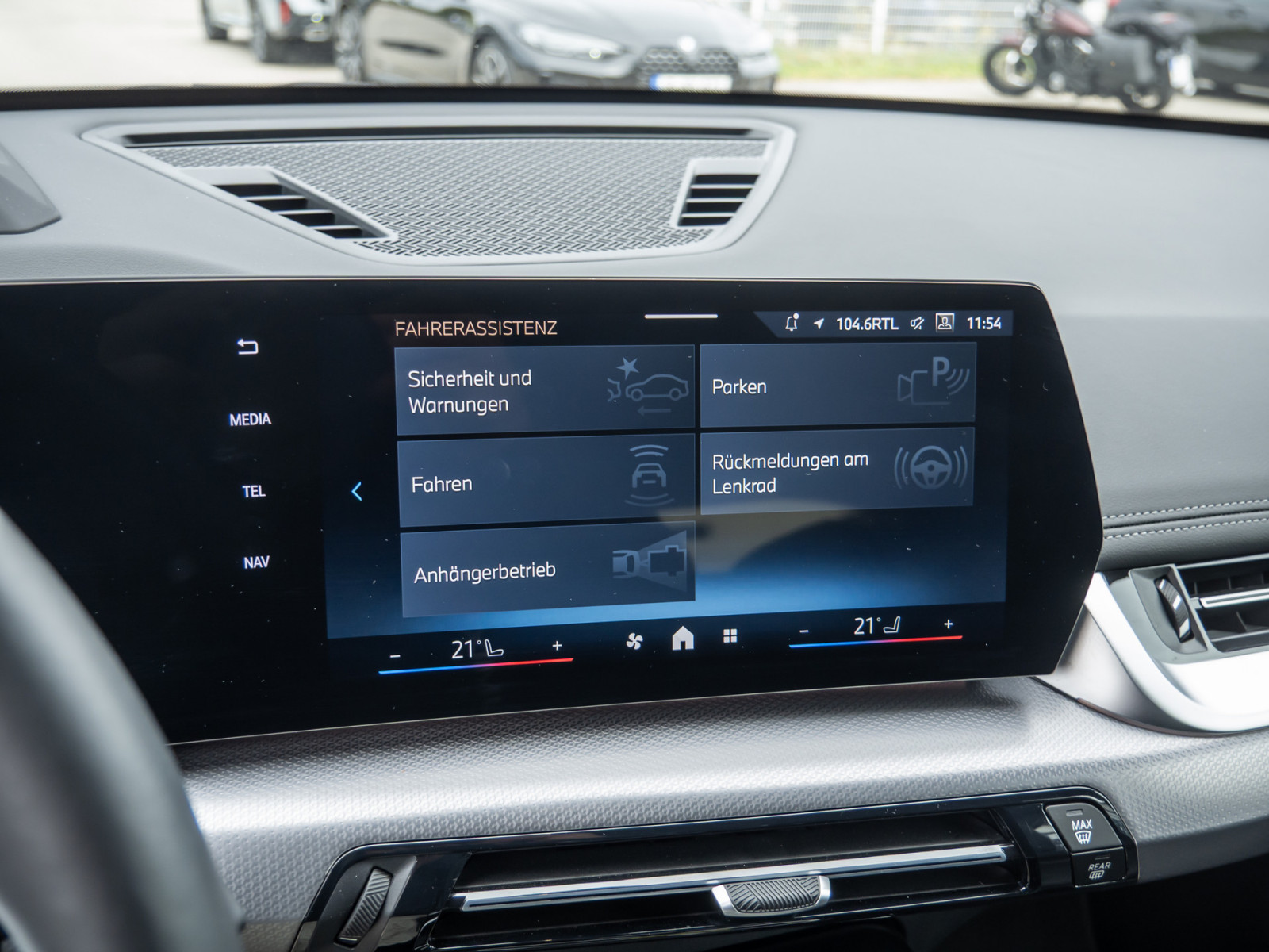 BMW iX1 xDrive 30 M-Sport – Produktfoto 11