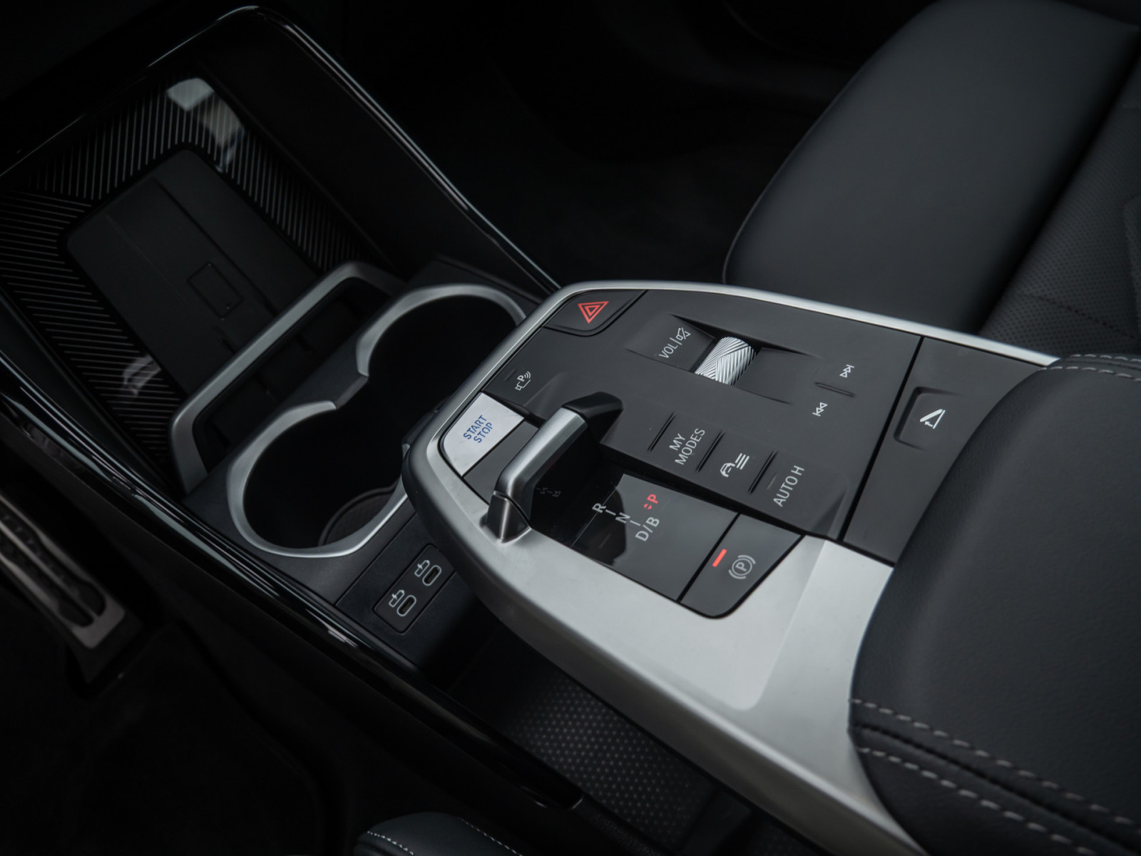 BMW iX1 xDrive 30 M-Sport – Produktfoto 14