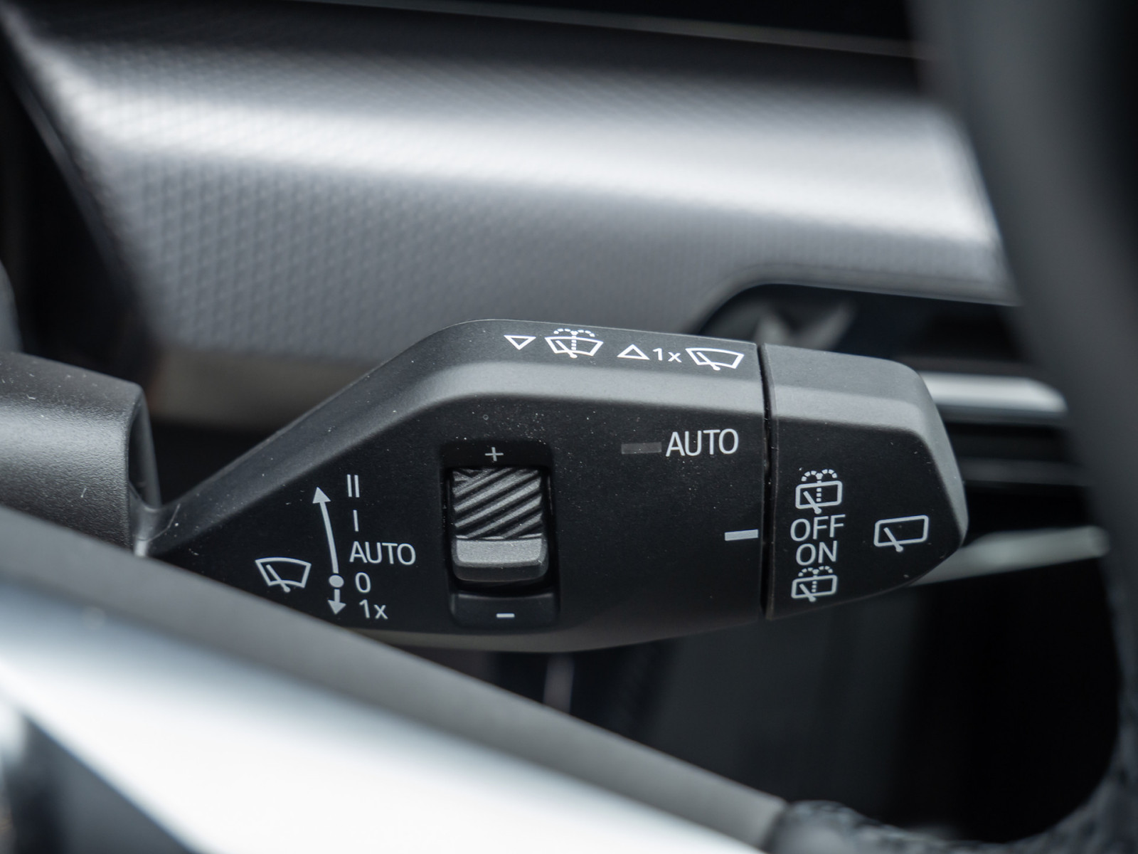 BMW iX1 xDrive 30 M-Sport – Produktfoto 17