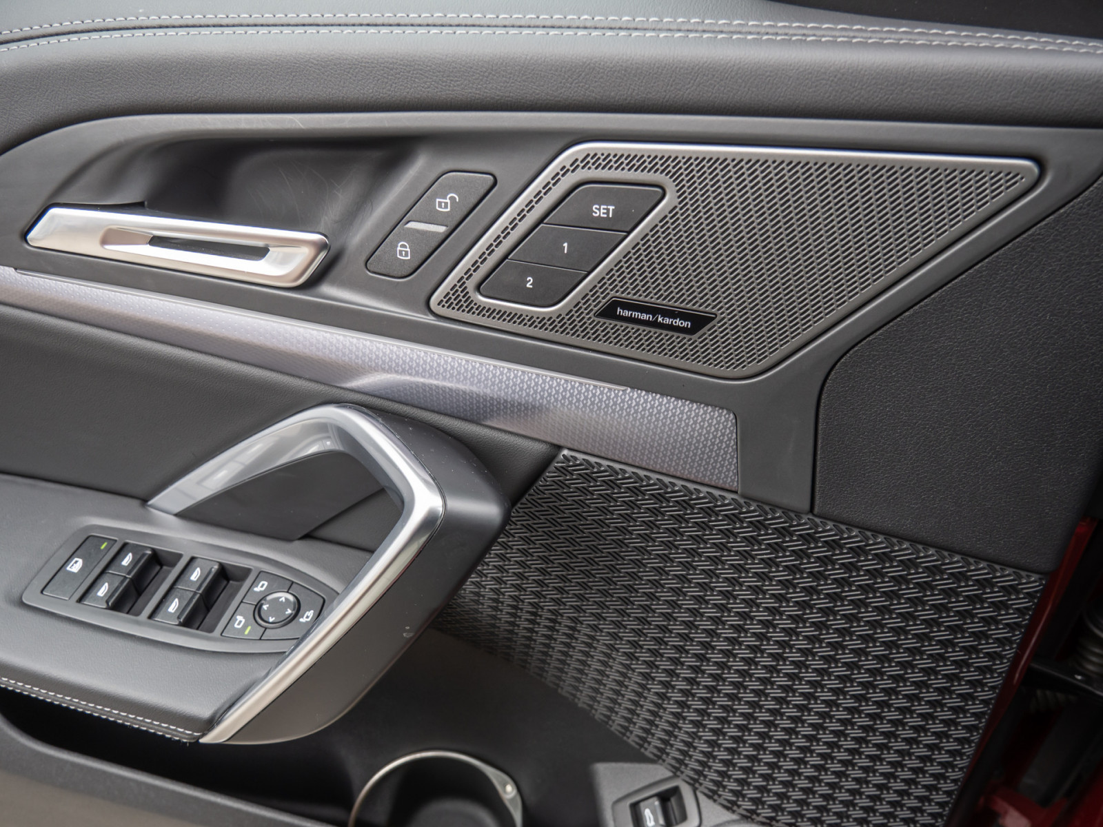 BMW iX1 xDrive 30 M-Sport – Produktfoto 19