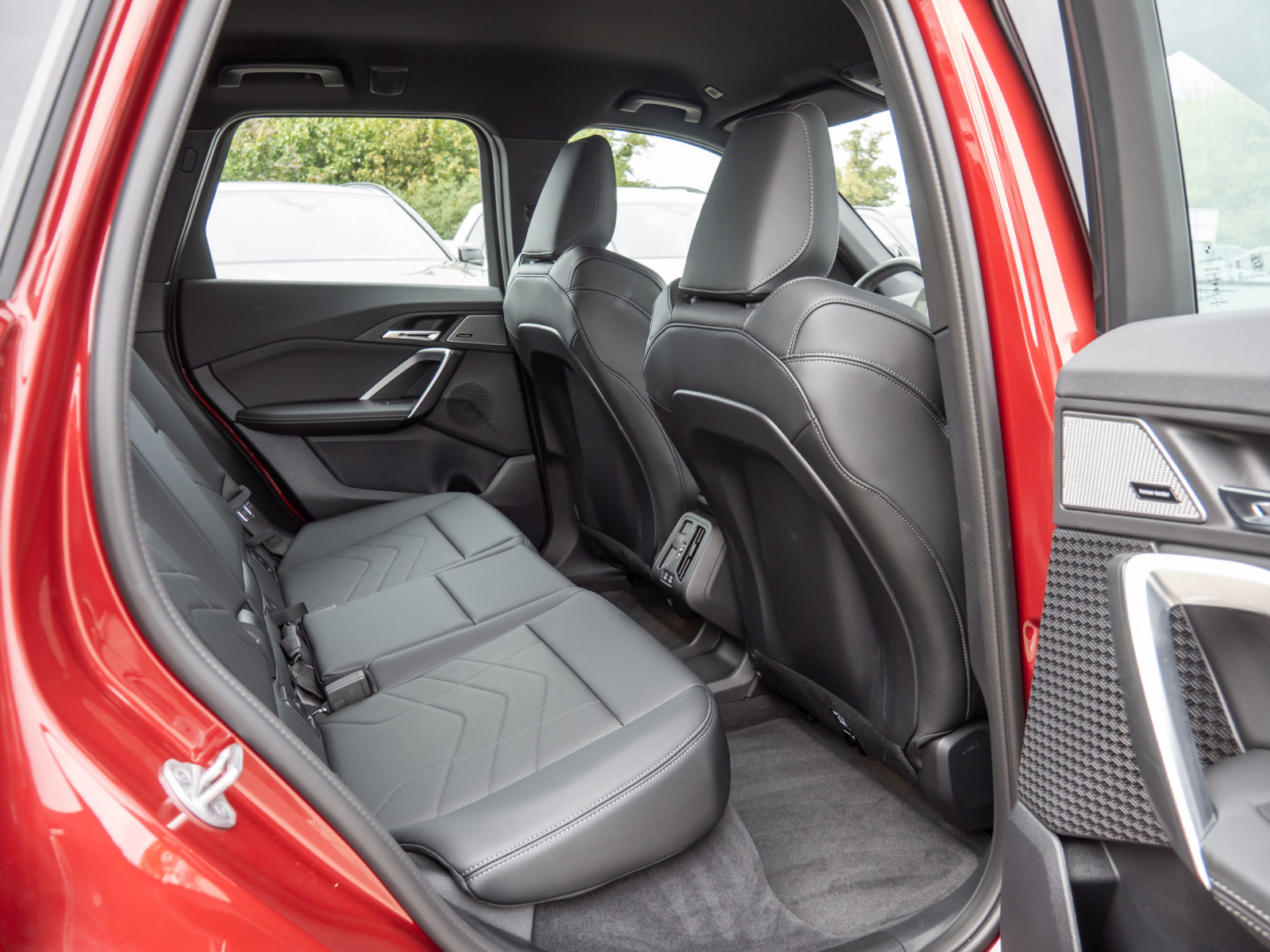 BMW iX1 xDrive 30 M-Sport – Produktfoto 7