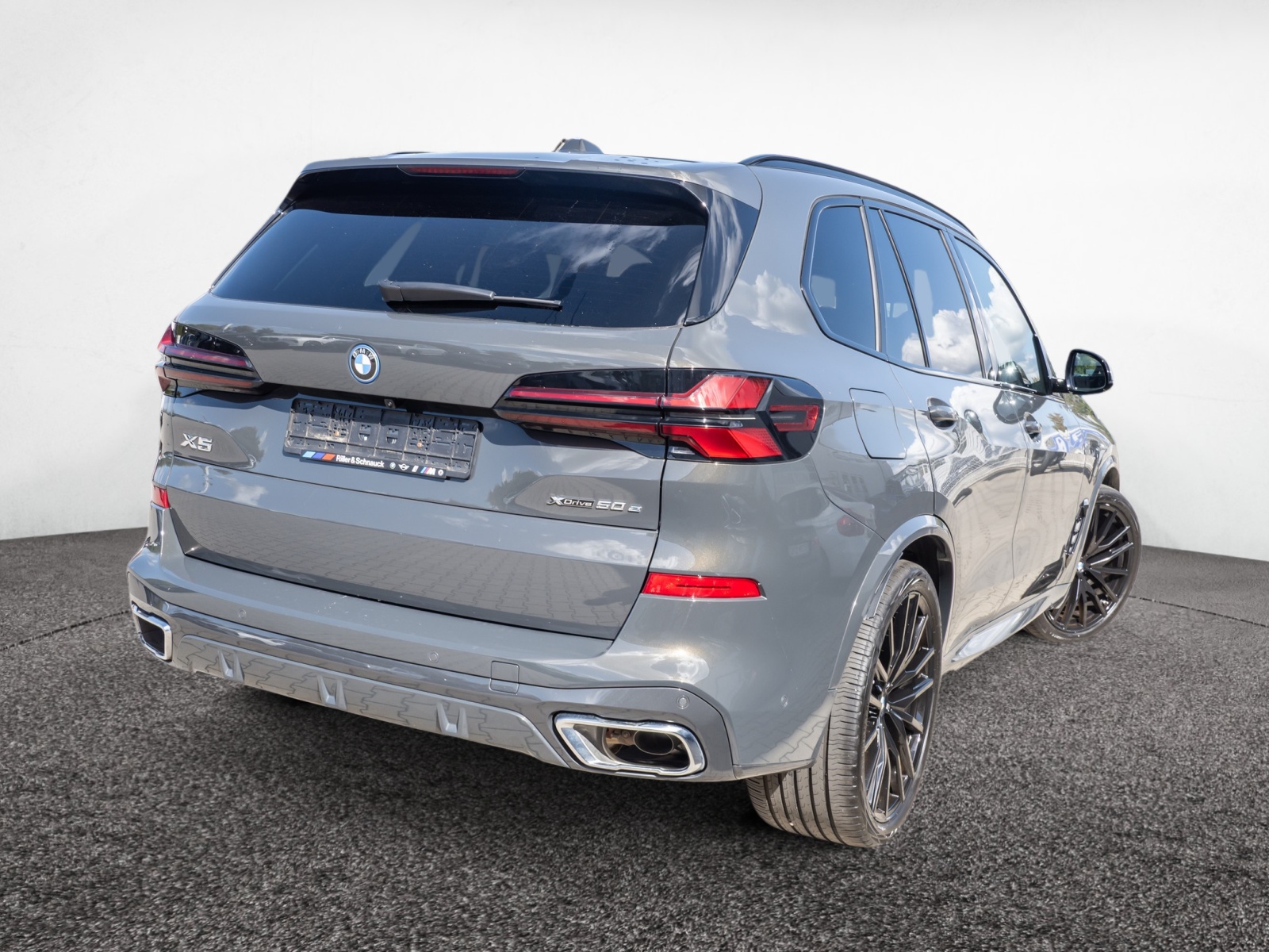 BMW X5 xDrive 50e M-Sport – Produktfoto 3