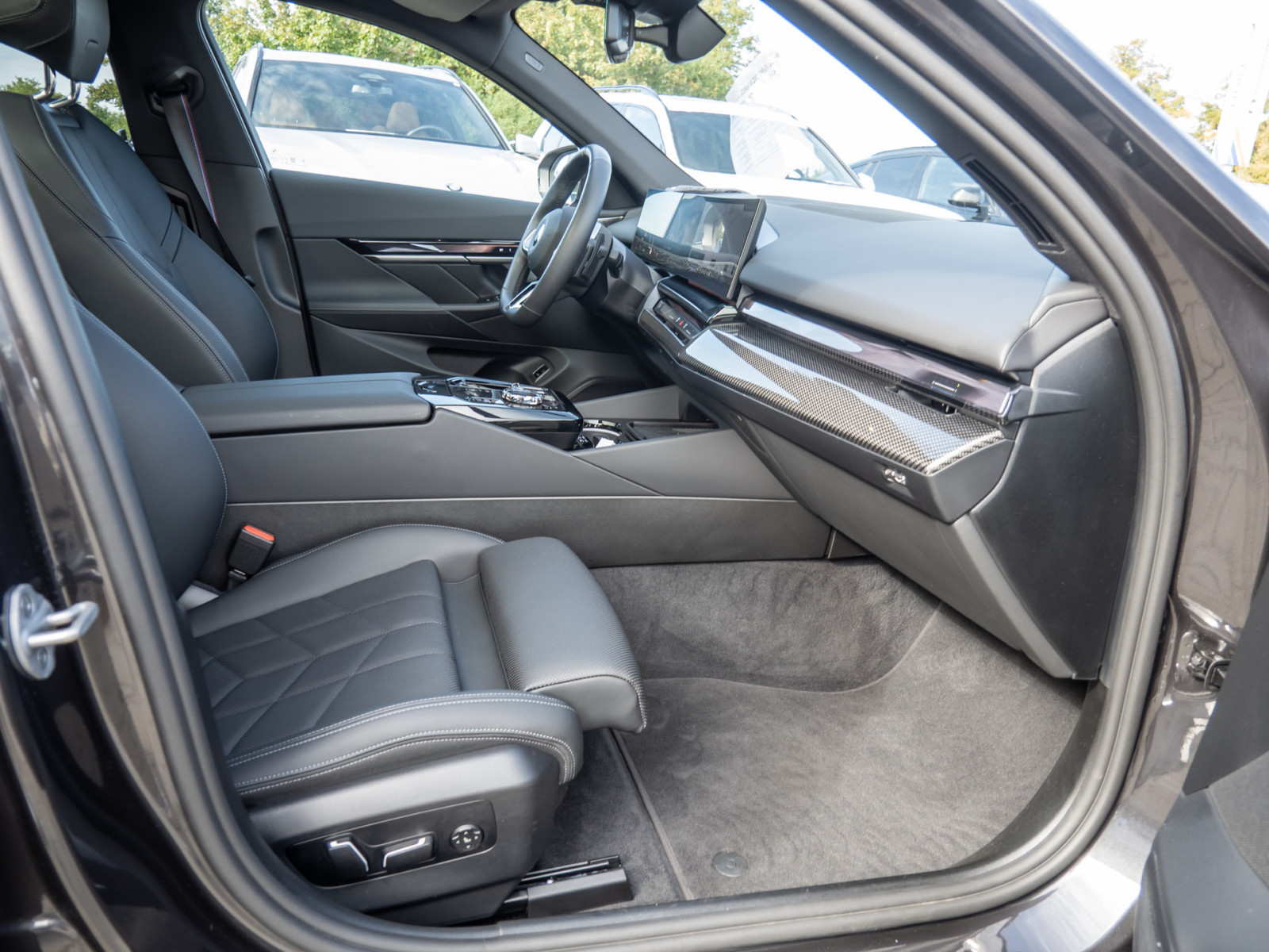 BMW 520d Touring xDrive M-Sport Pro – Produktfoto 6
